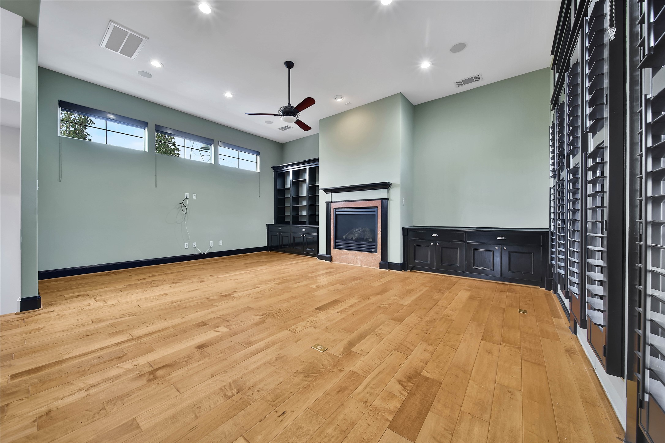 1818 Binz Street, #E, Houston, TX 77004