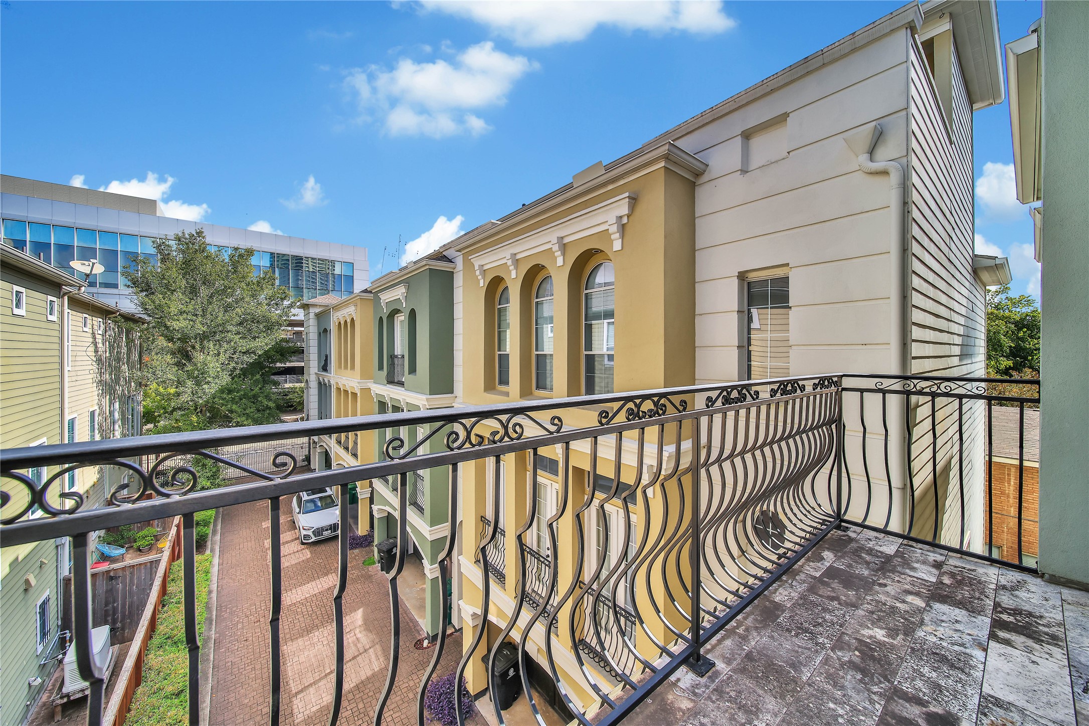 1818 Binz Street, #E, Houston, TX 77004