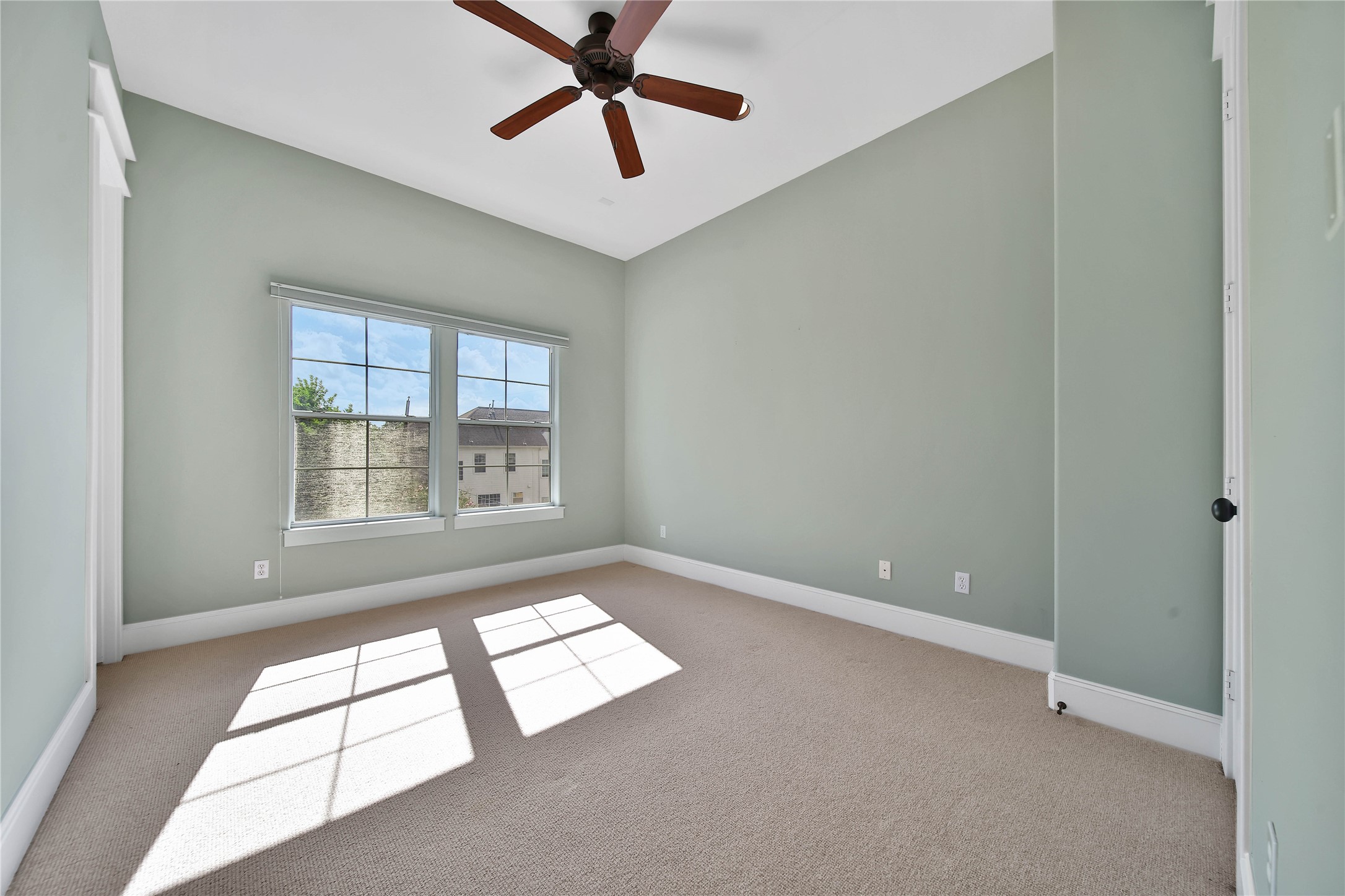 1818 Binz Street, #E, Houston, TX 77004