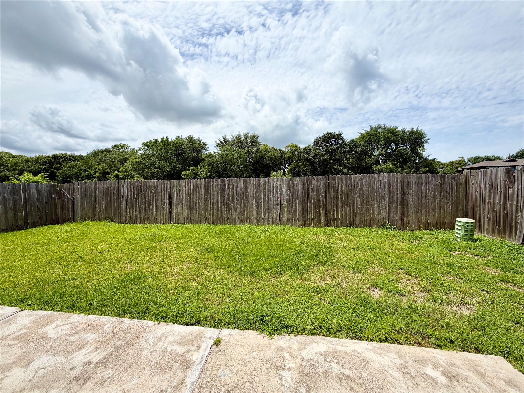 310 Gulf Winds Drive, Bacliff, TX 77518