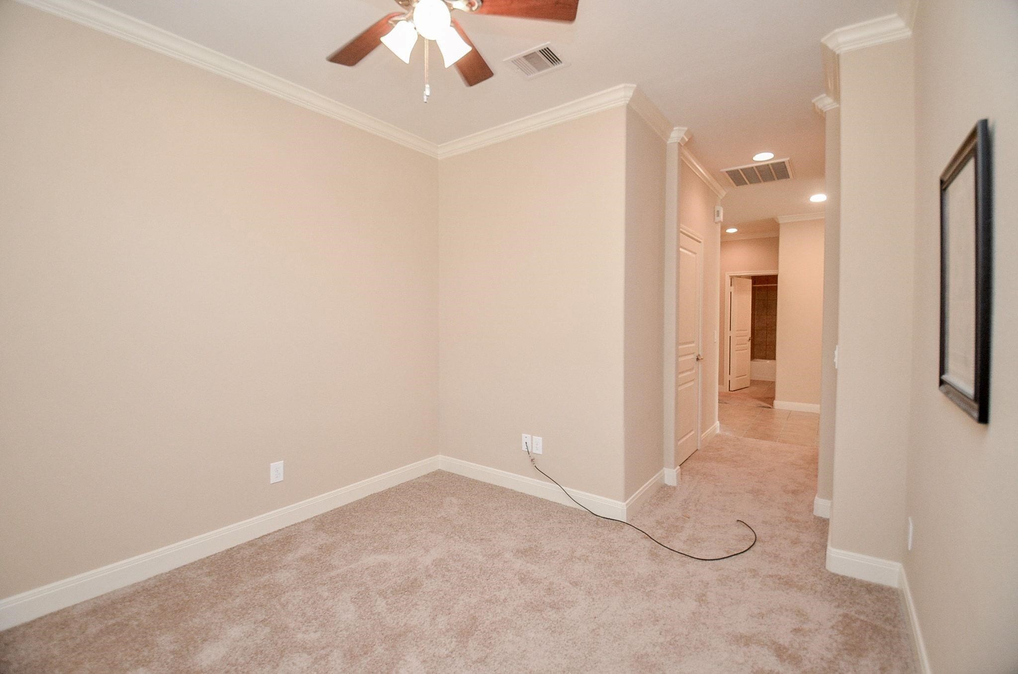 Front Room - Great for office Study or turn into a 3rd bedroom