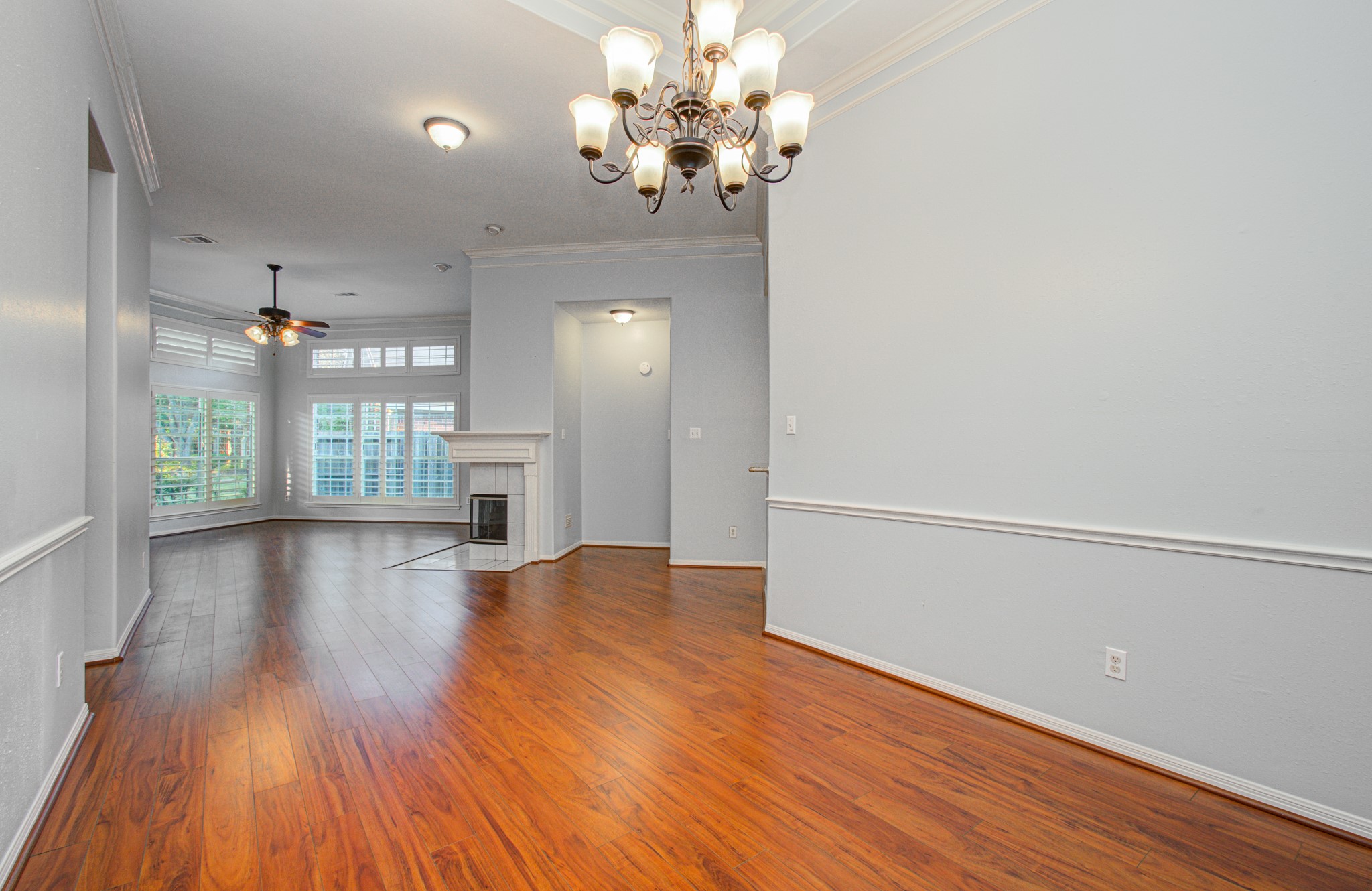 411 Crestridge Drive, Sugar Land, TX 77479