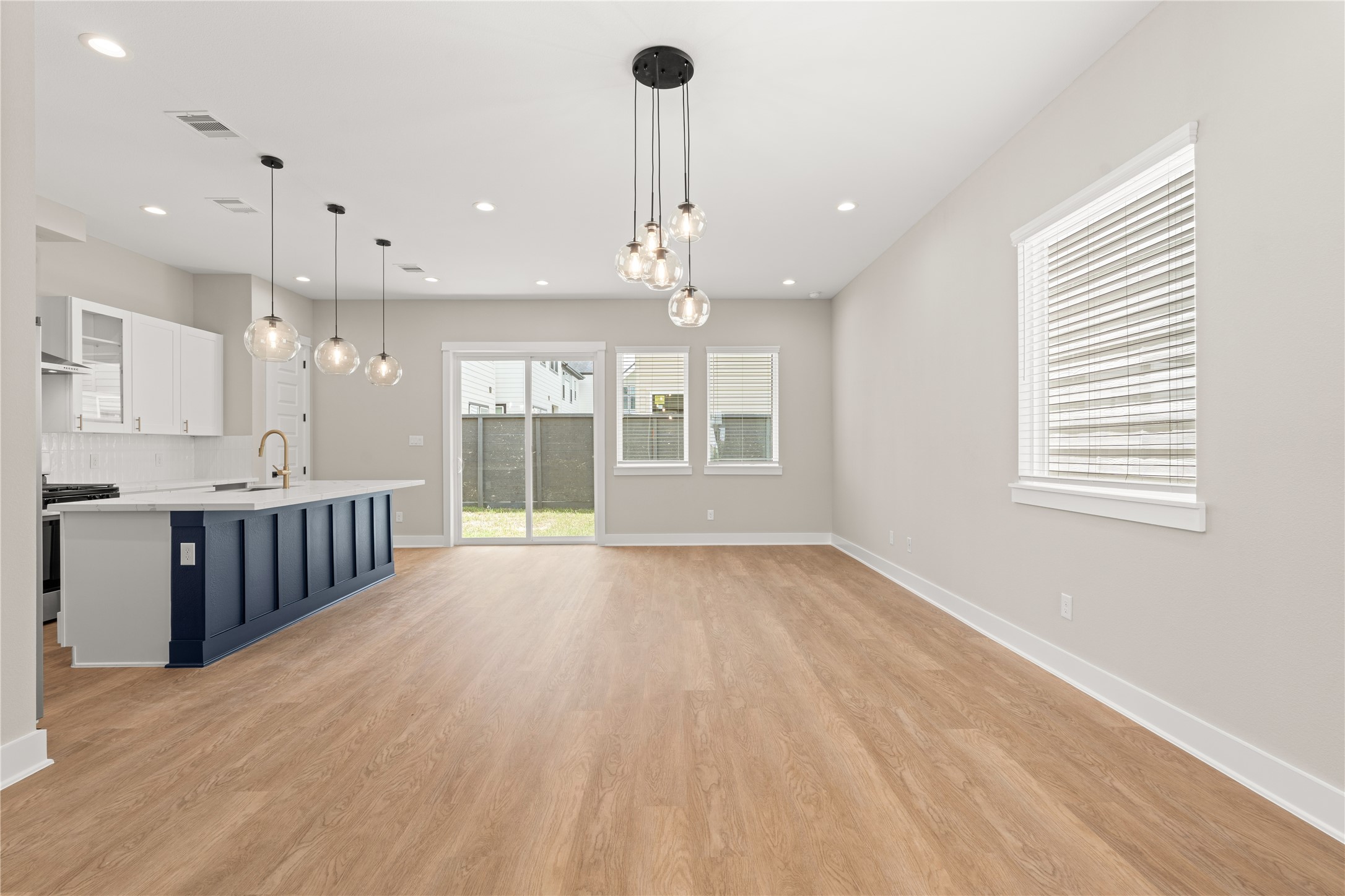 5925 Wheatley Lane, Houston, TX 77091 5925 Wheatley Lane, Houston, TX 77091