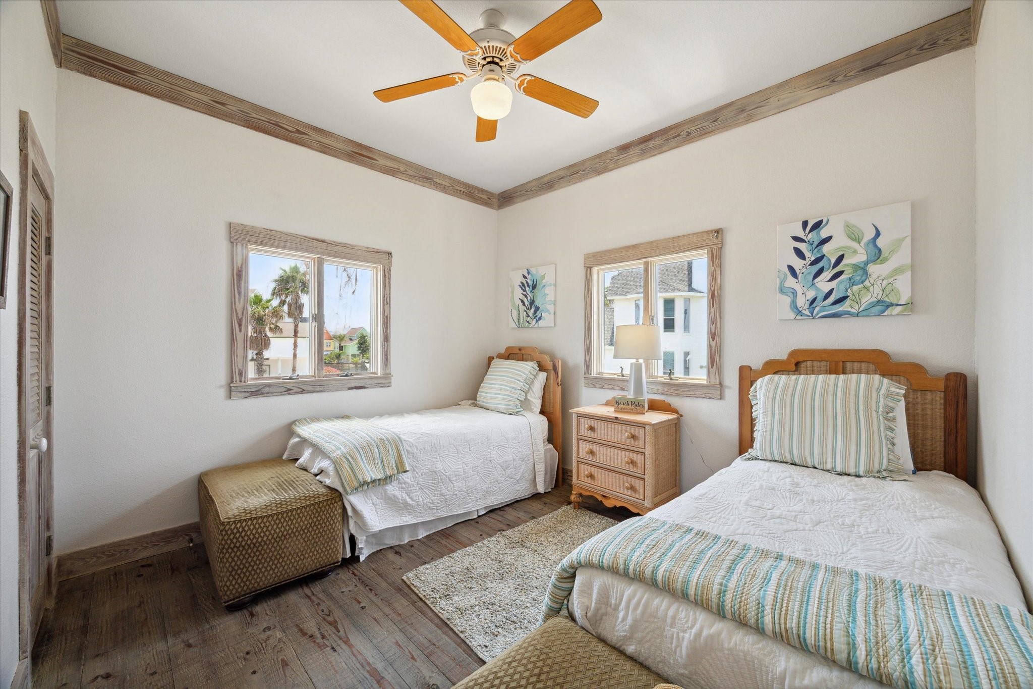 139 Isles End Road, Tiki Island, TX 77554