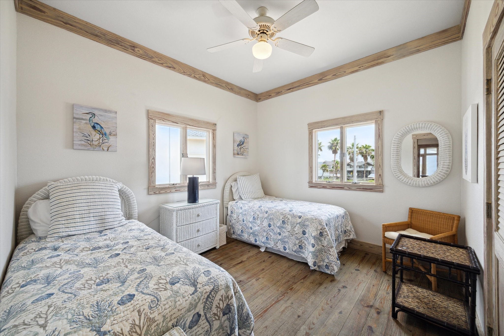 139 Isles End Road, Tiki Island, TX 77554