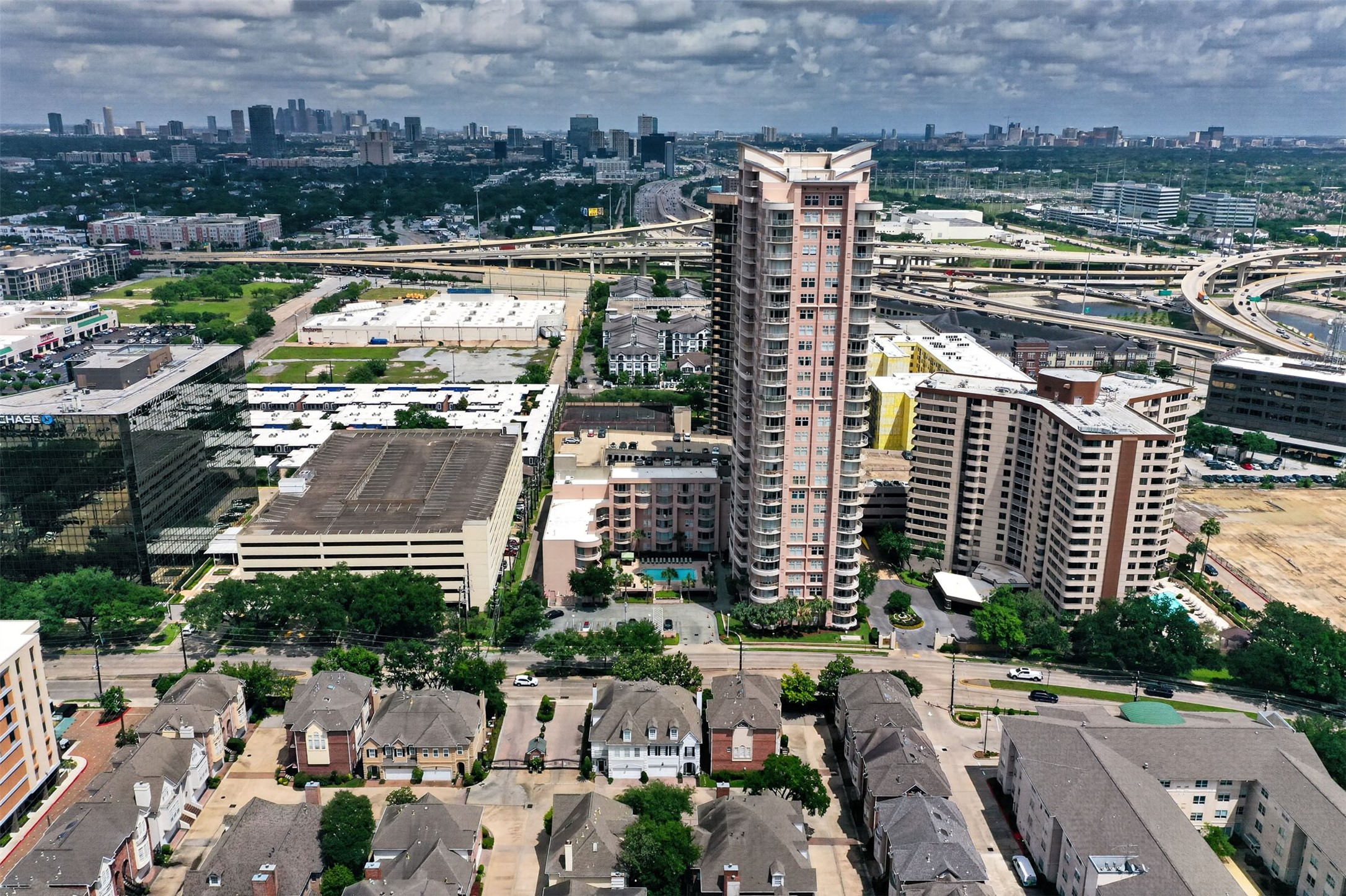 3505 Sage Road, #314, Houston, TX 77056
