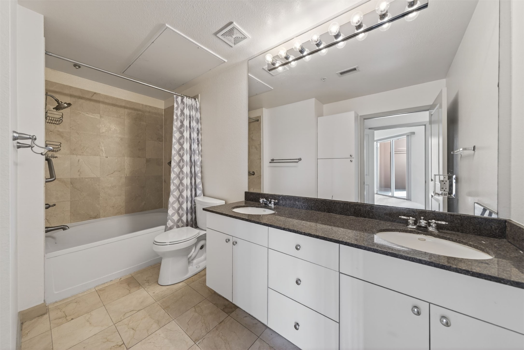 3505 Sage Road, #314, Houston, TX 77056