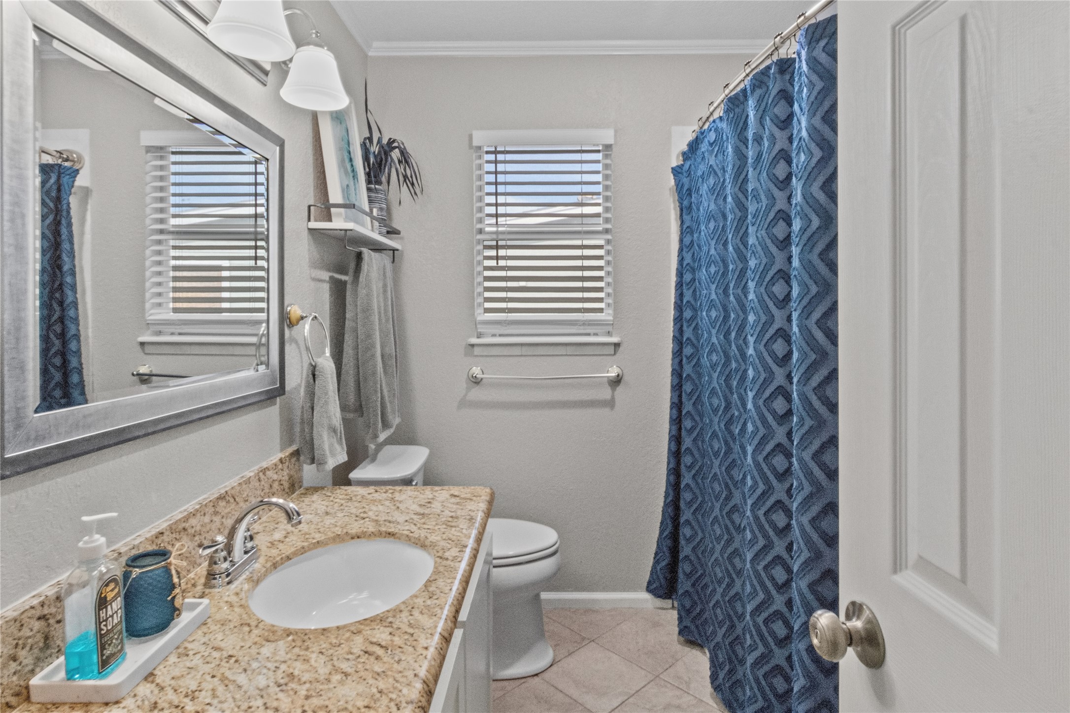 Full bathroom