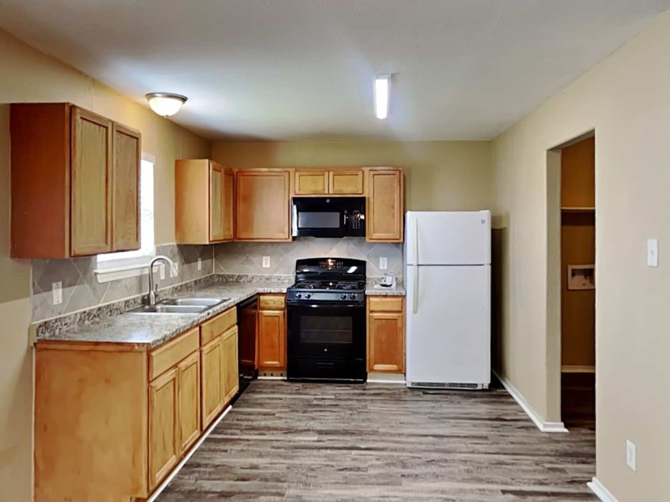 1466 Grand Prince Lane, Houston, TX 77073