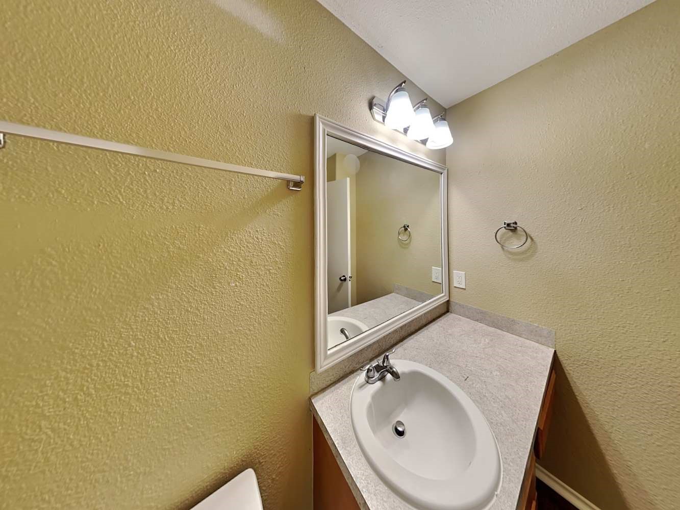 1466 Grand Prince Lane, Houston, TX 77073