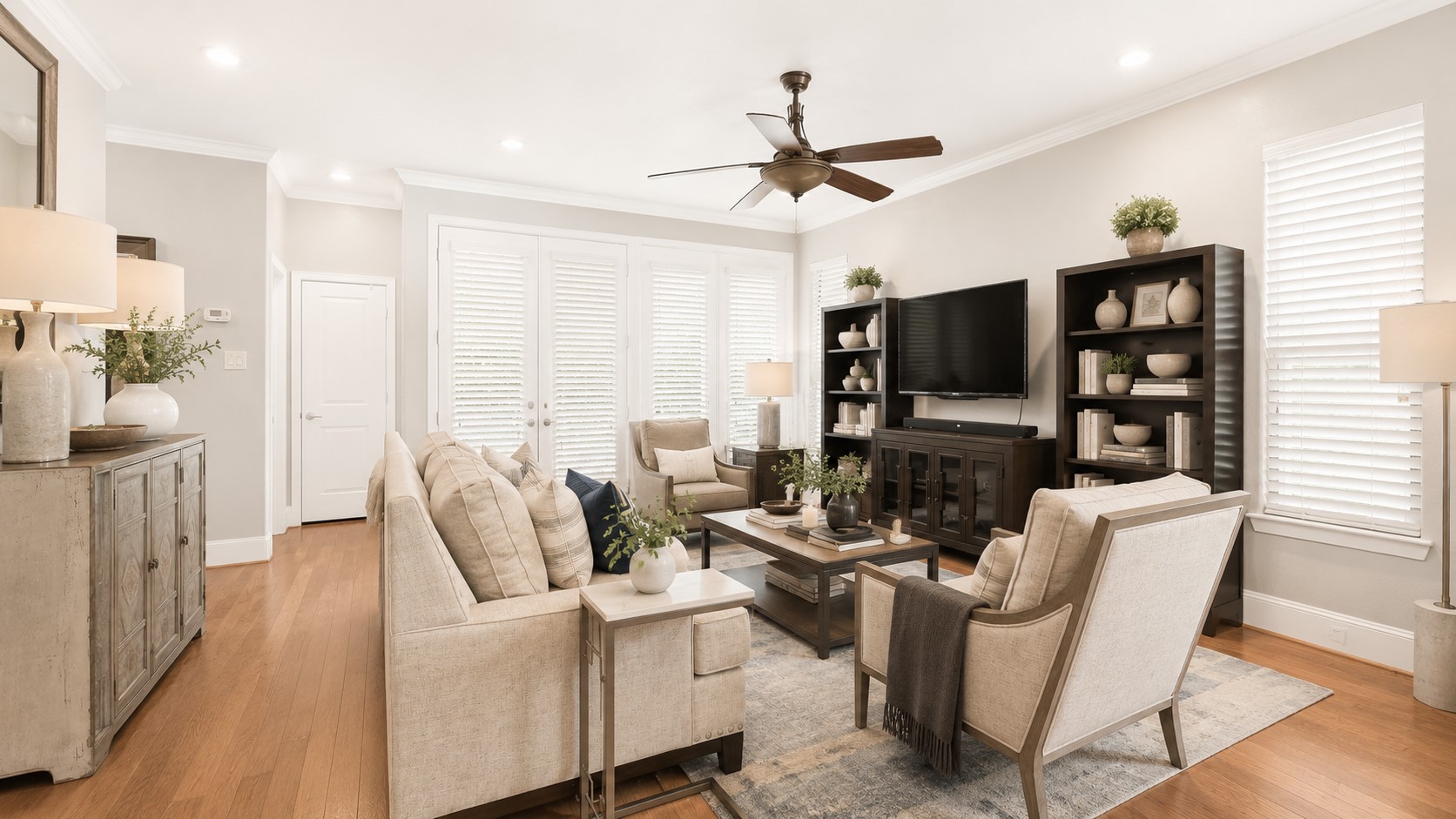 2320 Emancipation Avenue, Houston, TX 77004