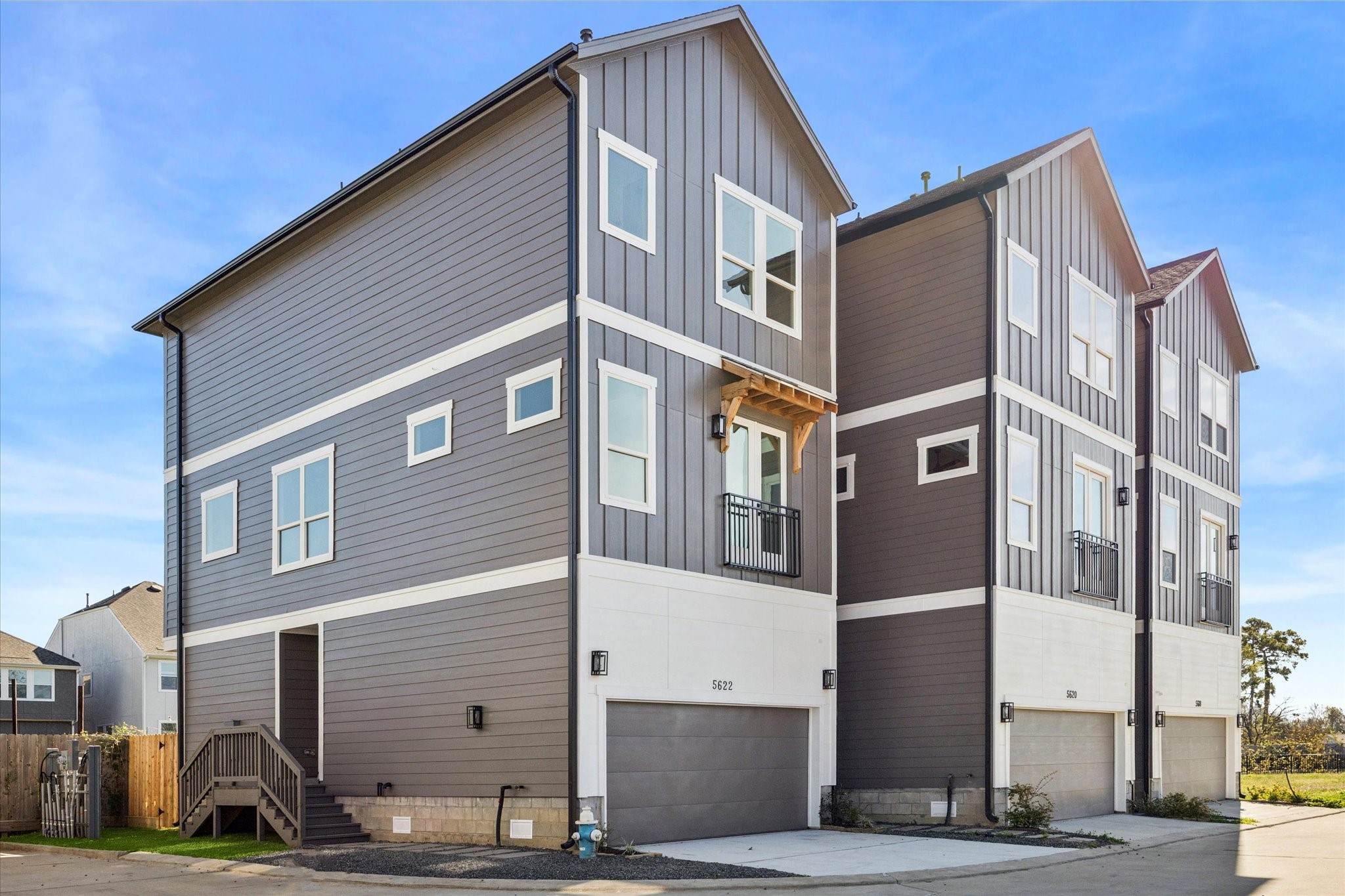 5622 Azores, Houston, TX 77091