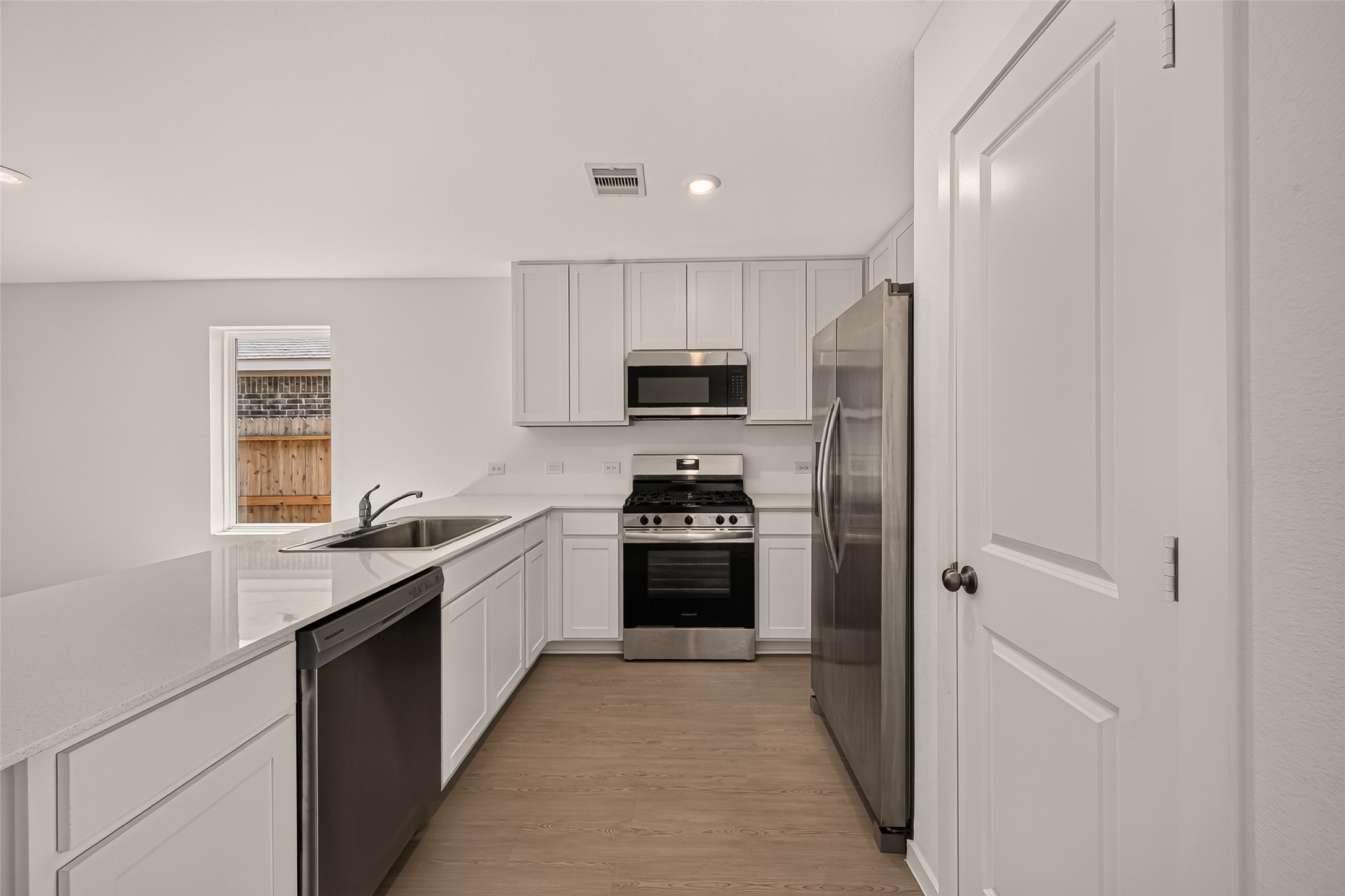 6143 Sunburst Scarlett Drive, Katy, TX 77493