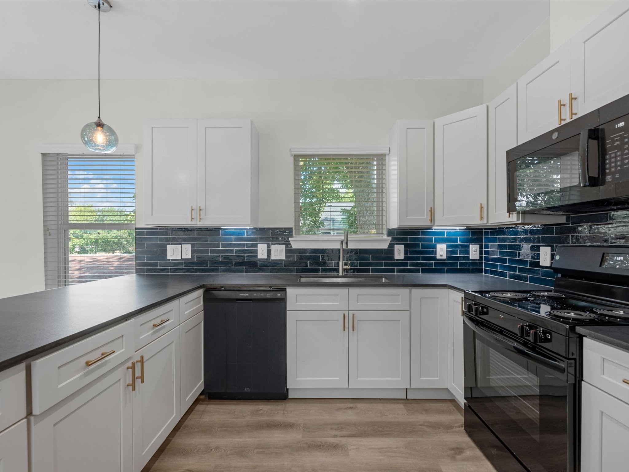 All new appliances All new appliances