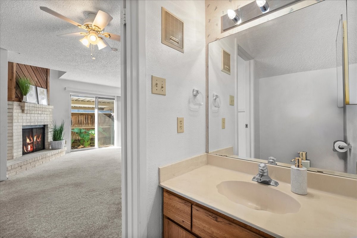 1900 Bay Area Boulevard, #C118, Houston, TX 77058