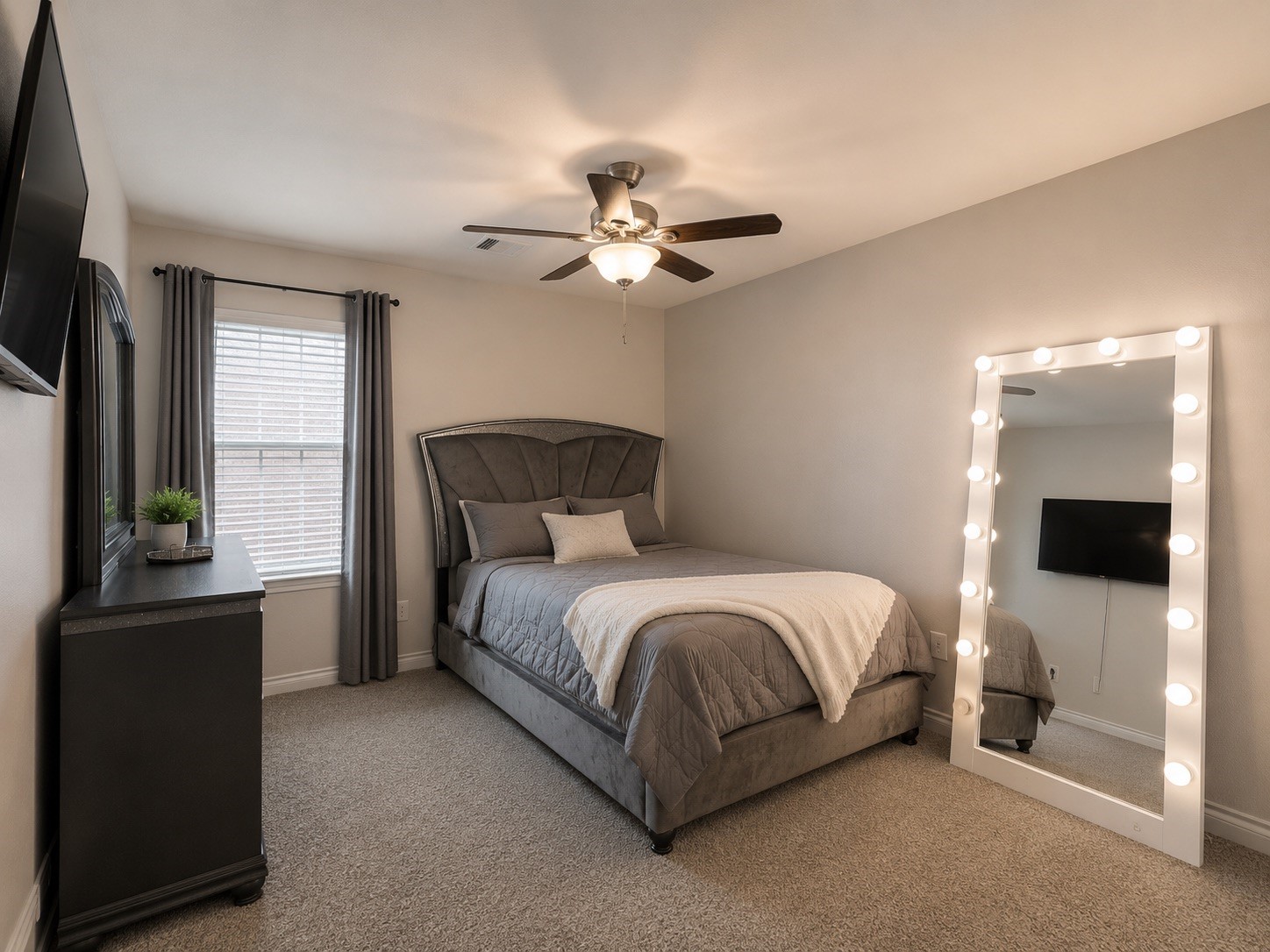Photo has been virtually staged to show potential use of space. Furnishings and dcor are not included.