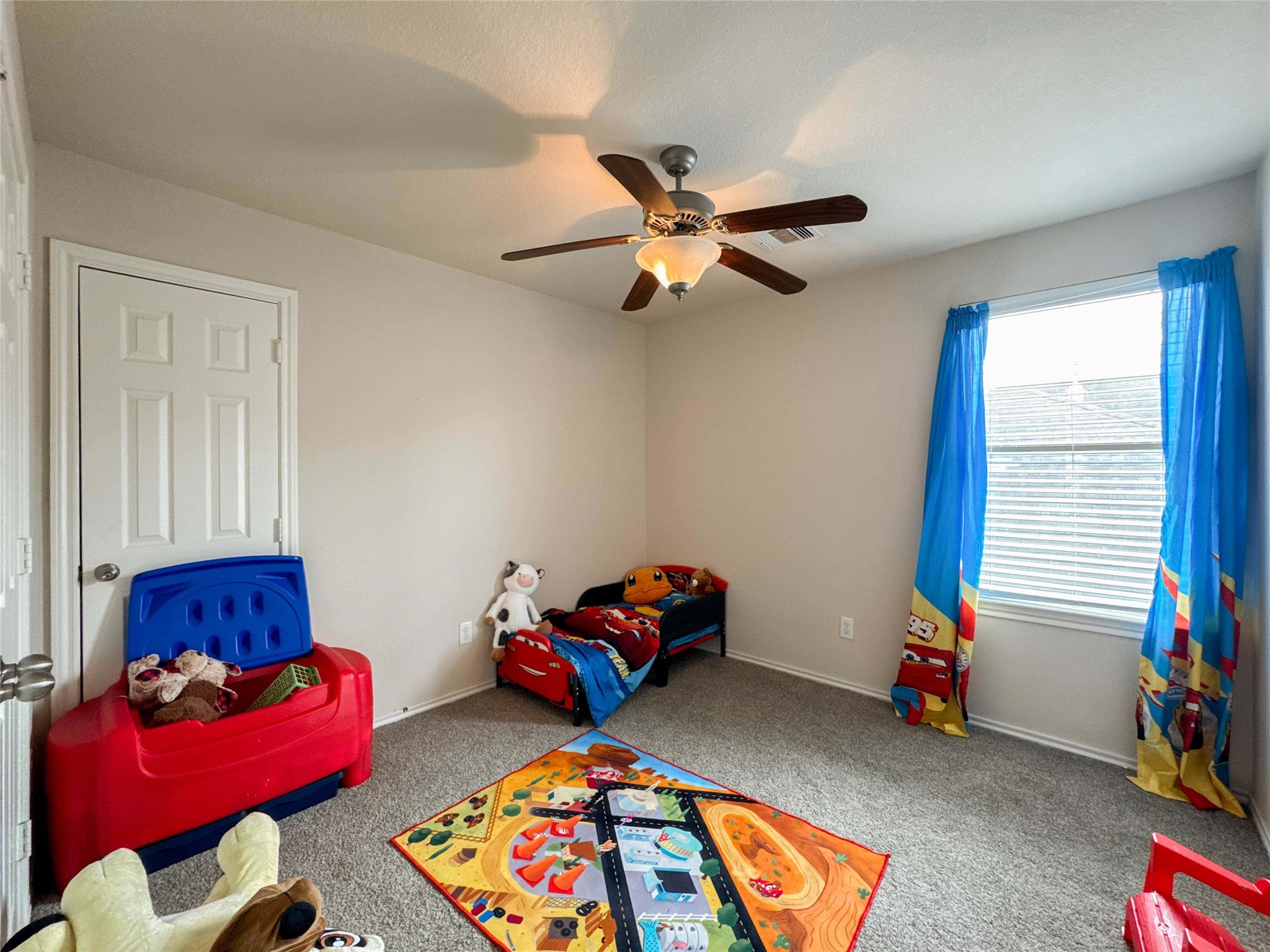 3041 Boxwood Springs Lane, Dickinson, TX 77539