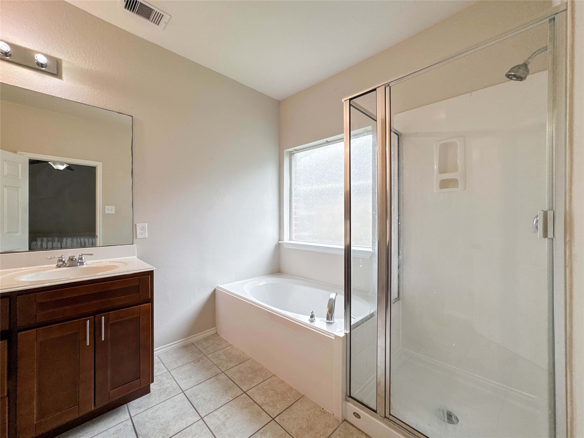 3041 Boxwood Springs Lane, Dickinson, TX 77539