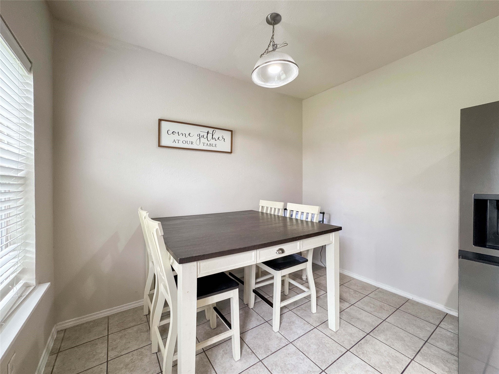 3041 Boxwood Springs Lane, Dickinson, TX 77539