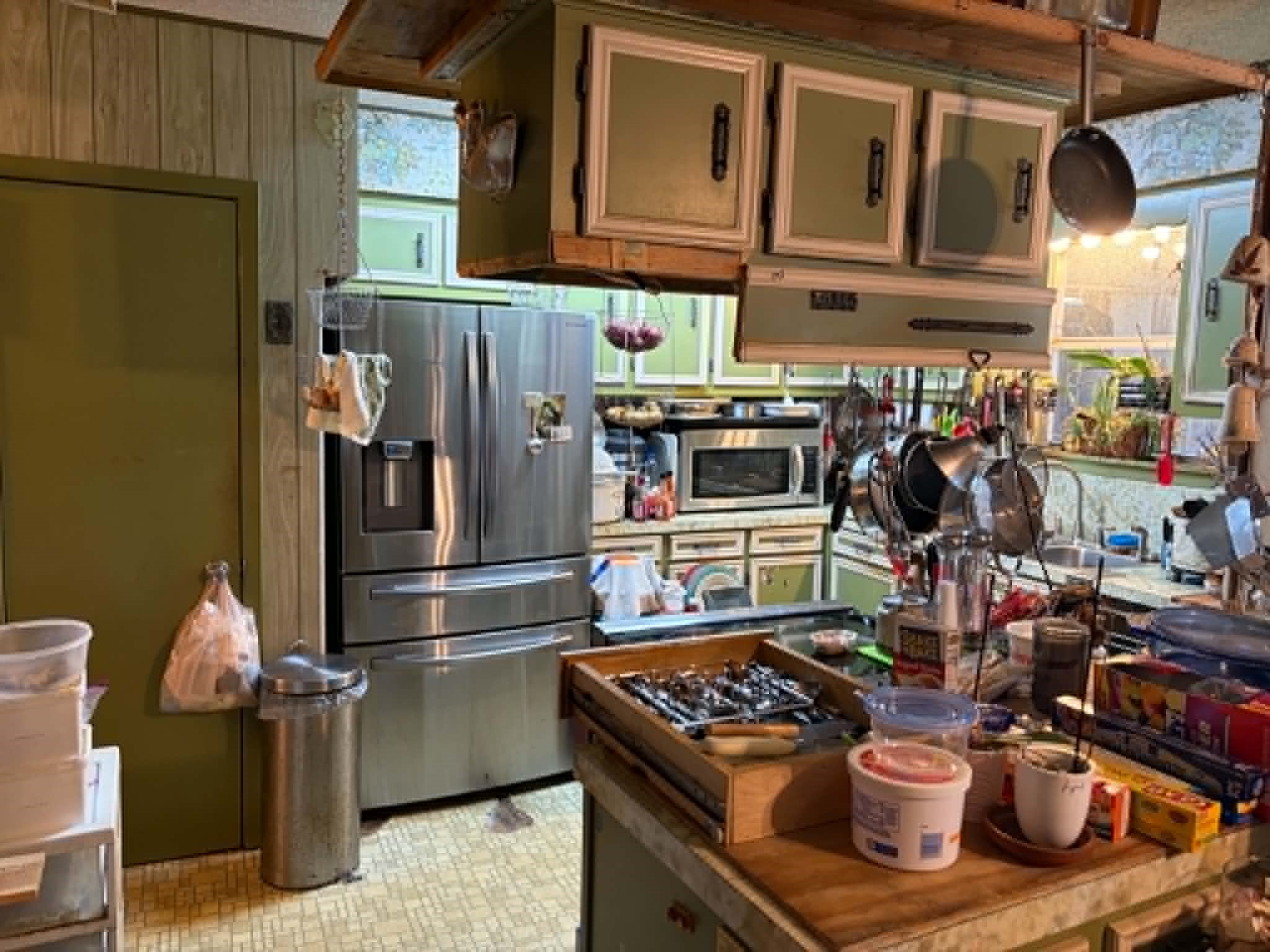 1435 Tiki Drive, Tiki Island, TX 77554