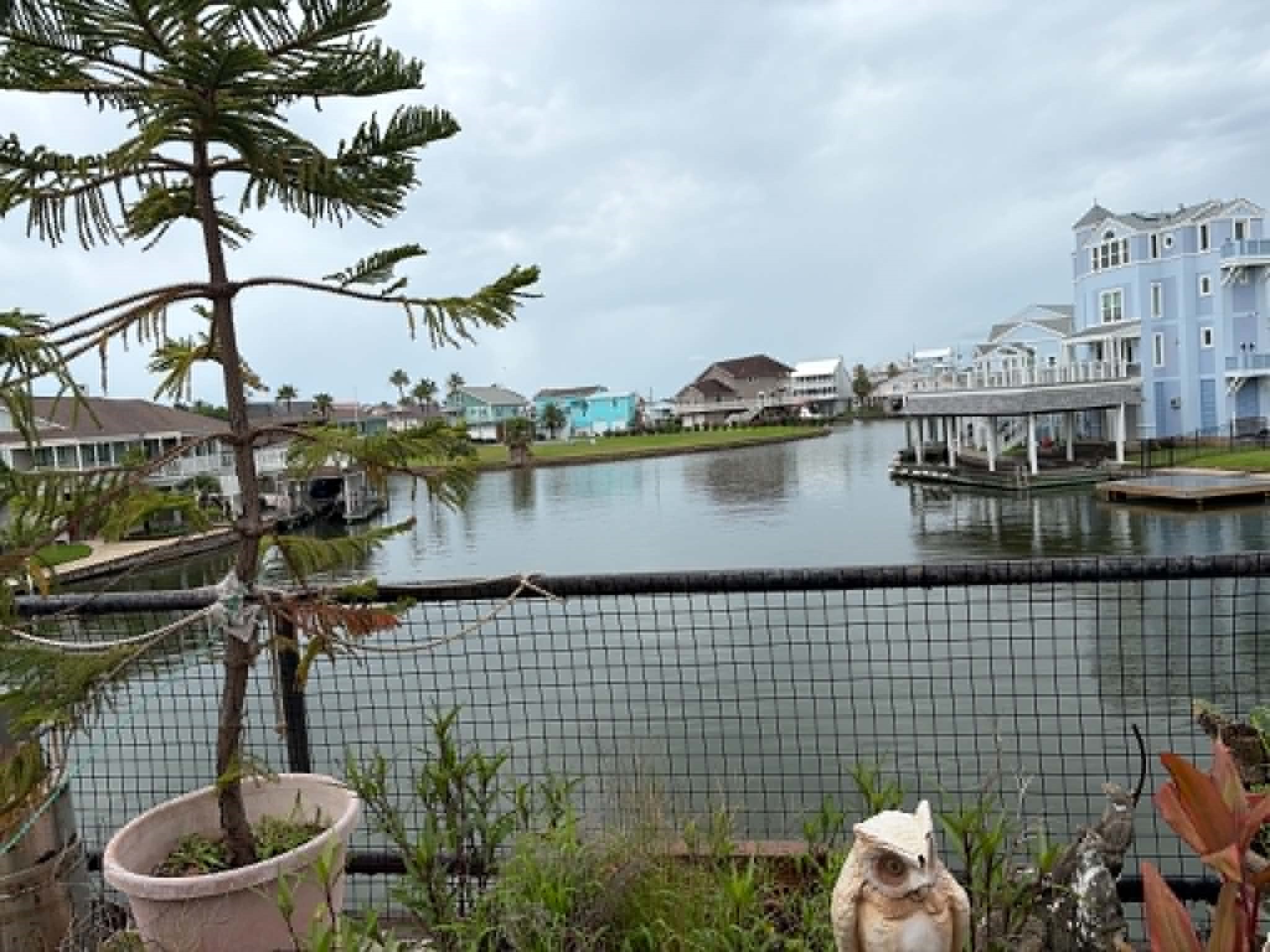 1435 Tiki Drive, Tiki Island, TX 77554