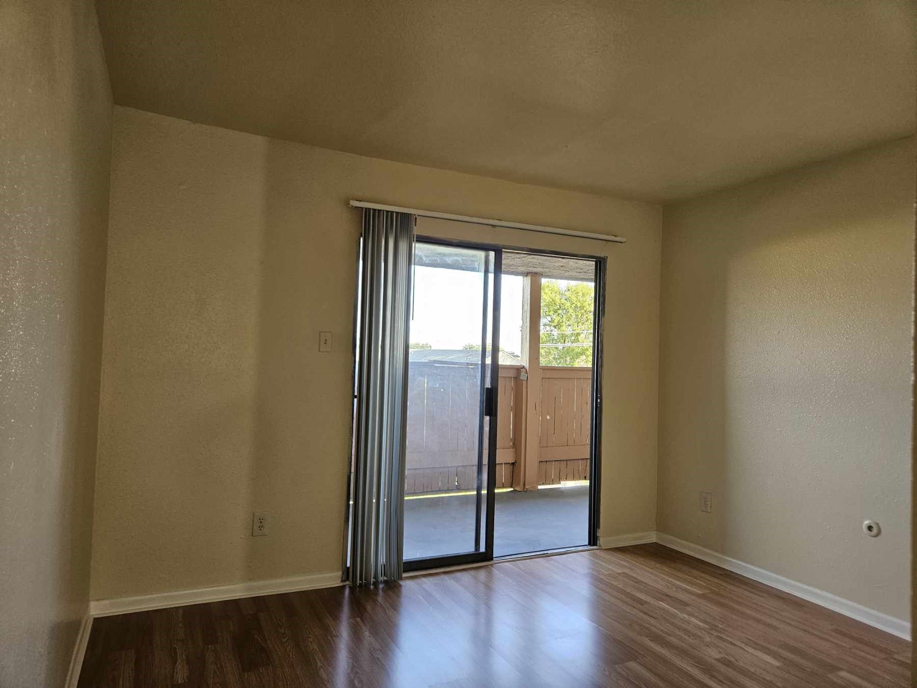 Second bedroom with nice view from the balcony