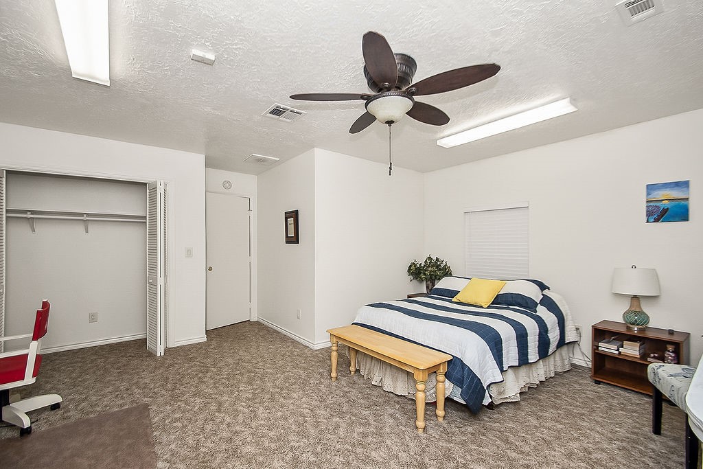 131 5th Street, San Leon, TX 77539