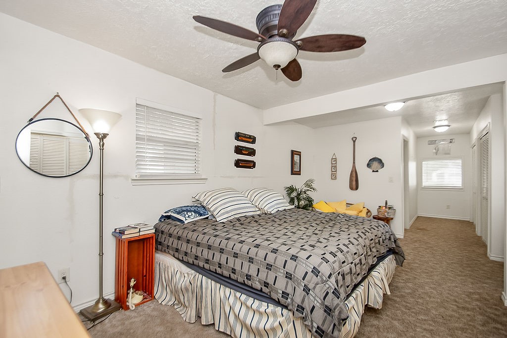 131 5th Street, San Leon, TX 77539