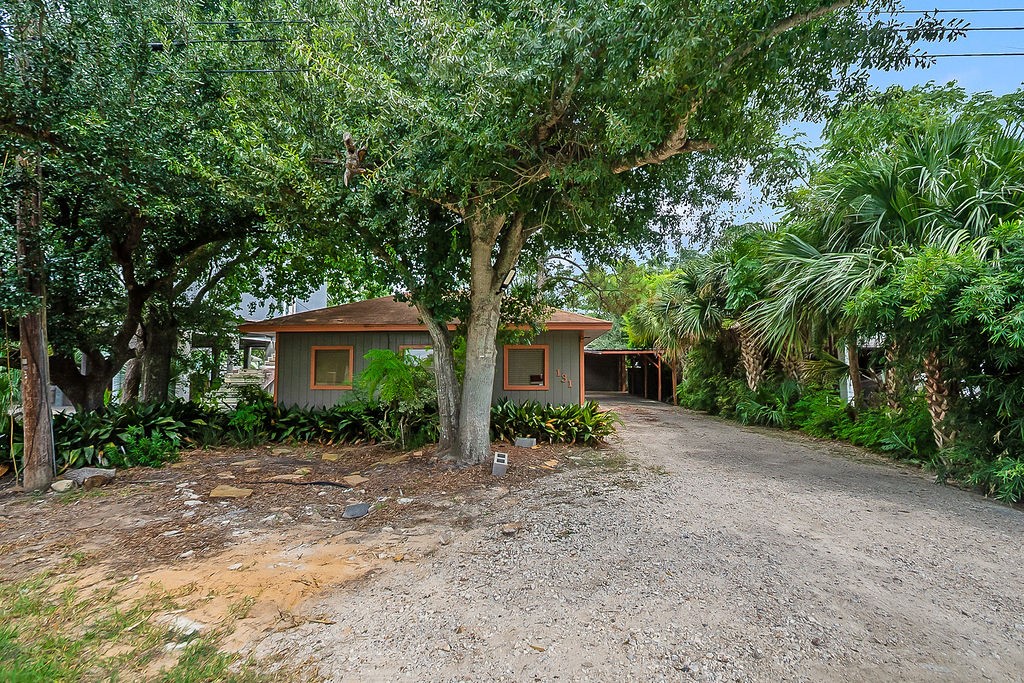 131 5th Street, San Leon, TX 77539