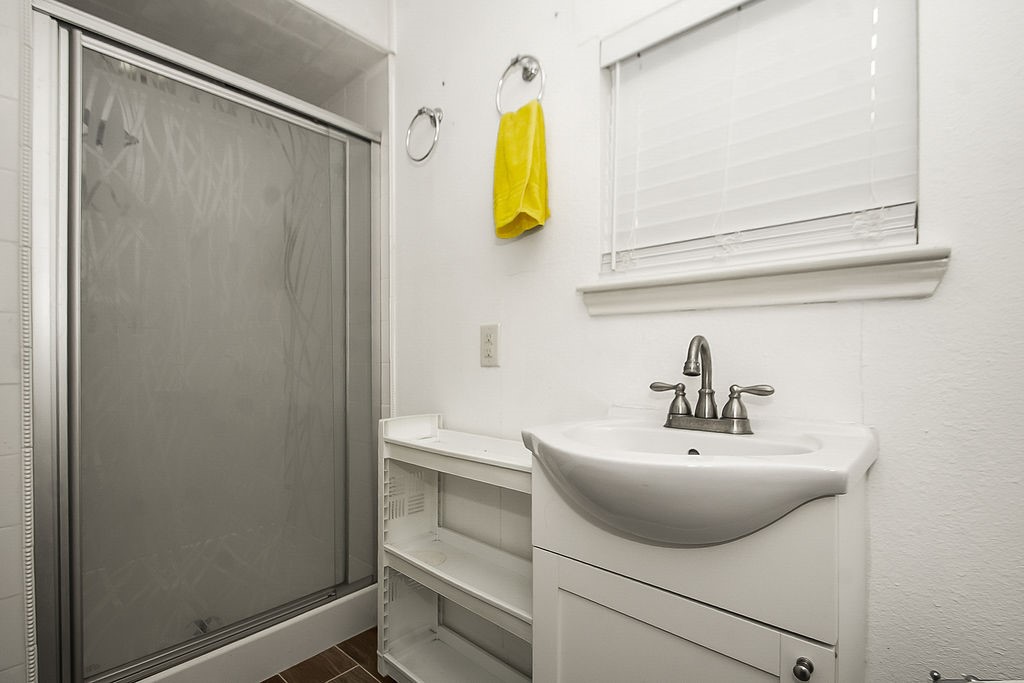 131 5th Street, San Leon, TX 77539