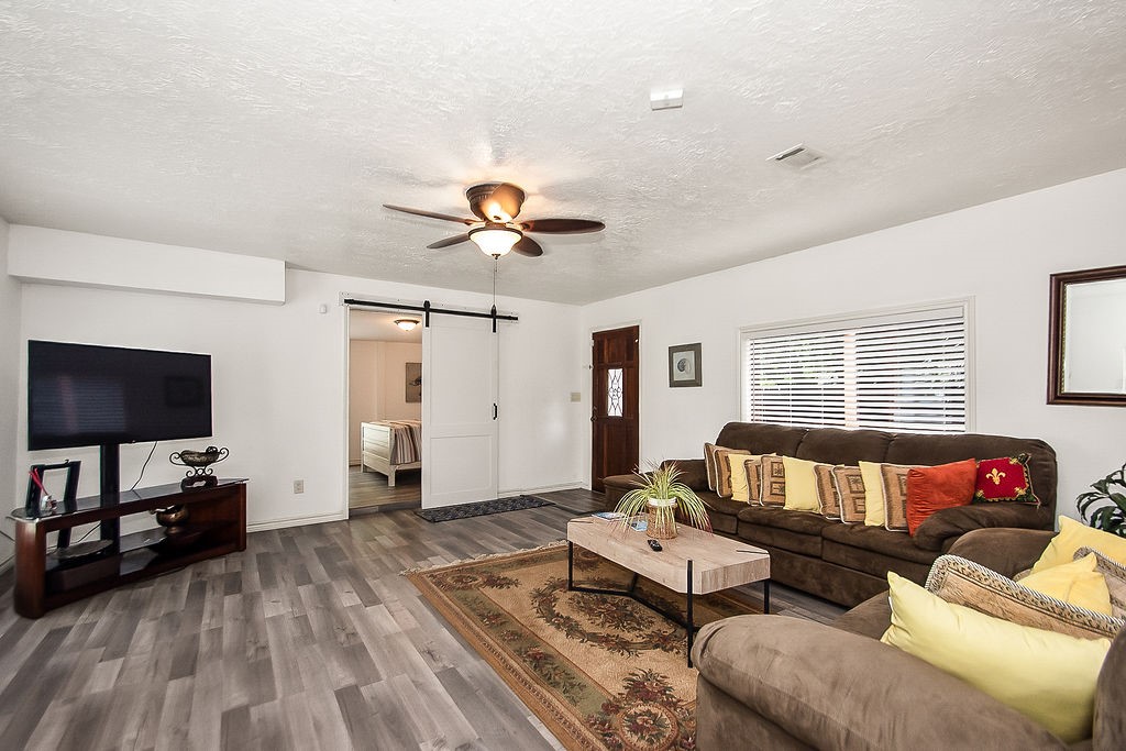 131 5th Street, San Leon, TX 77539