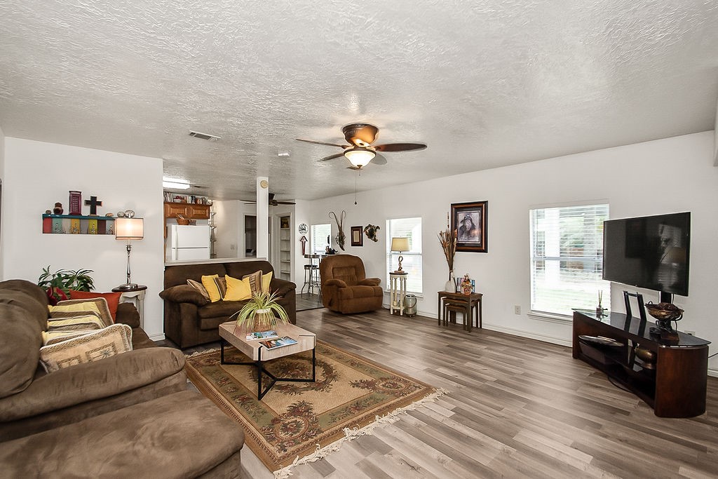 131 5th Street, San Leon, TX 77539