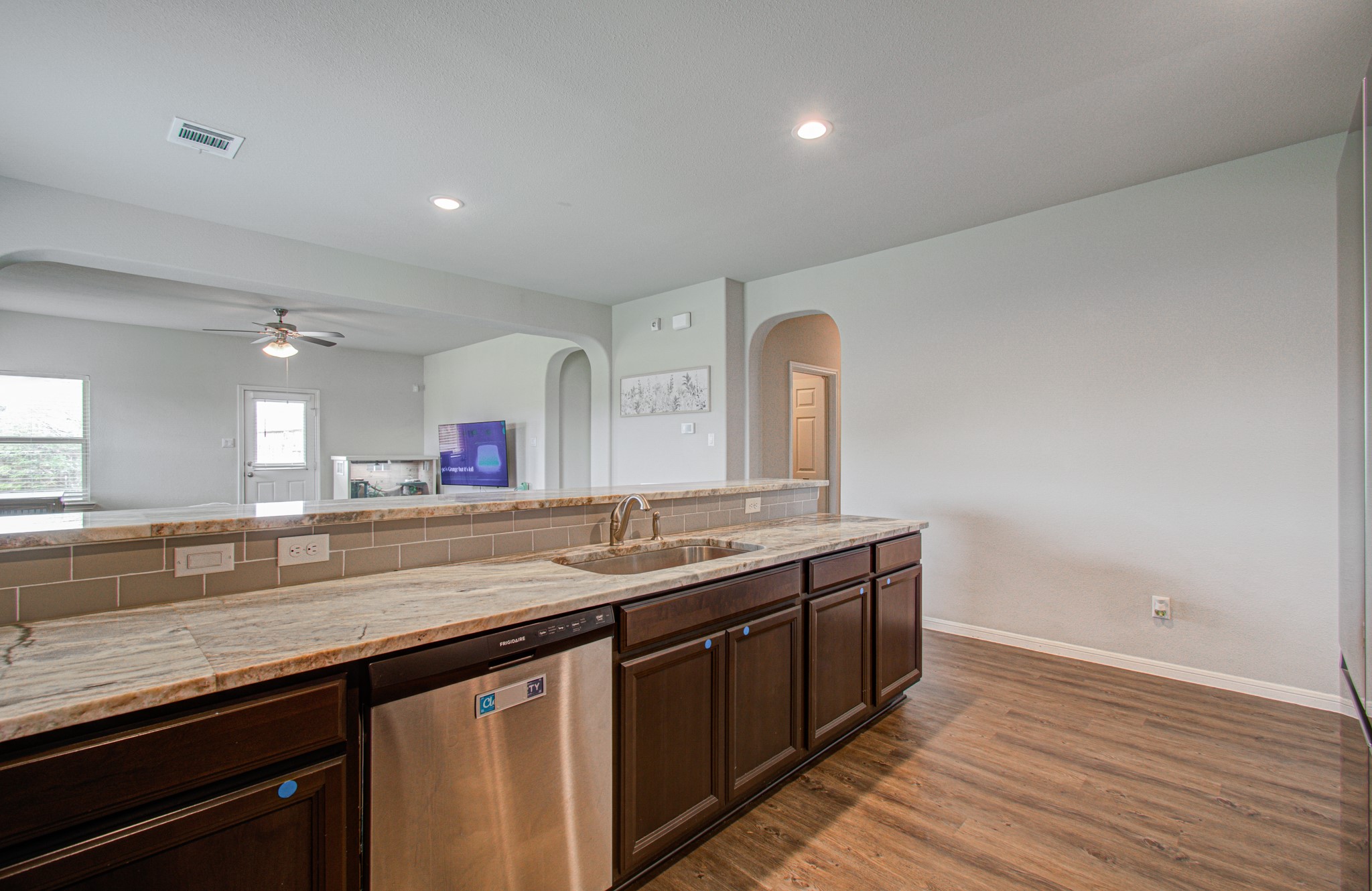 10535 Amador Peak Drive, Rosharon, TX 77583