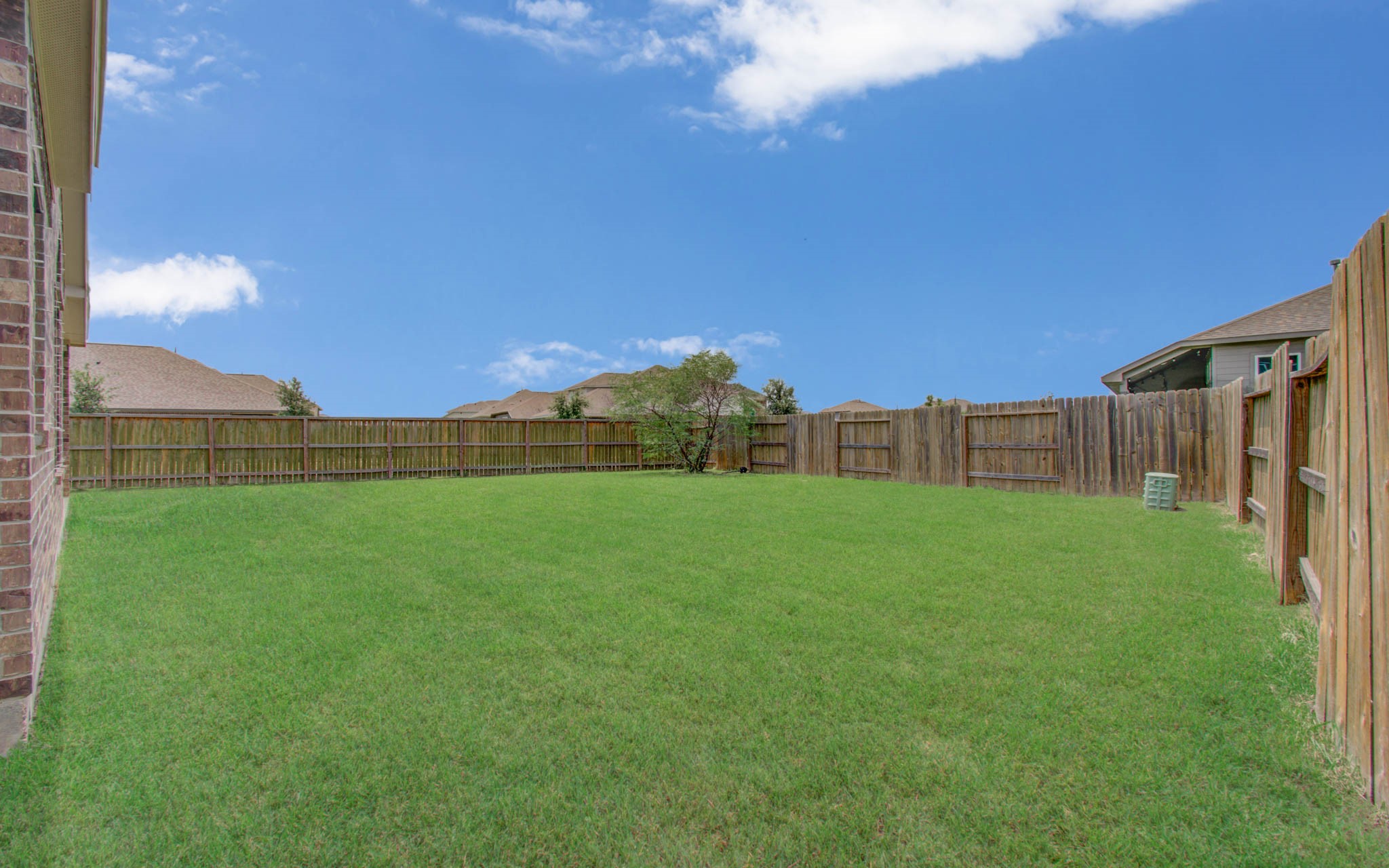 10535 Amador Peak Drive, Rosharon, TX 77583