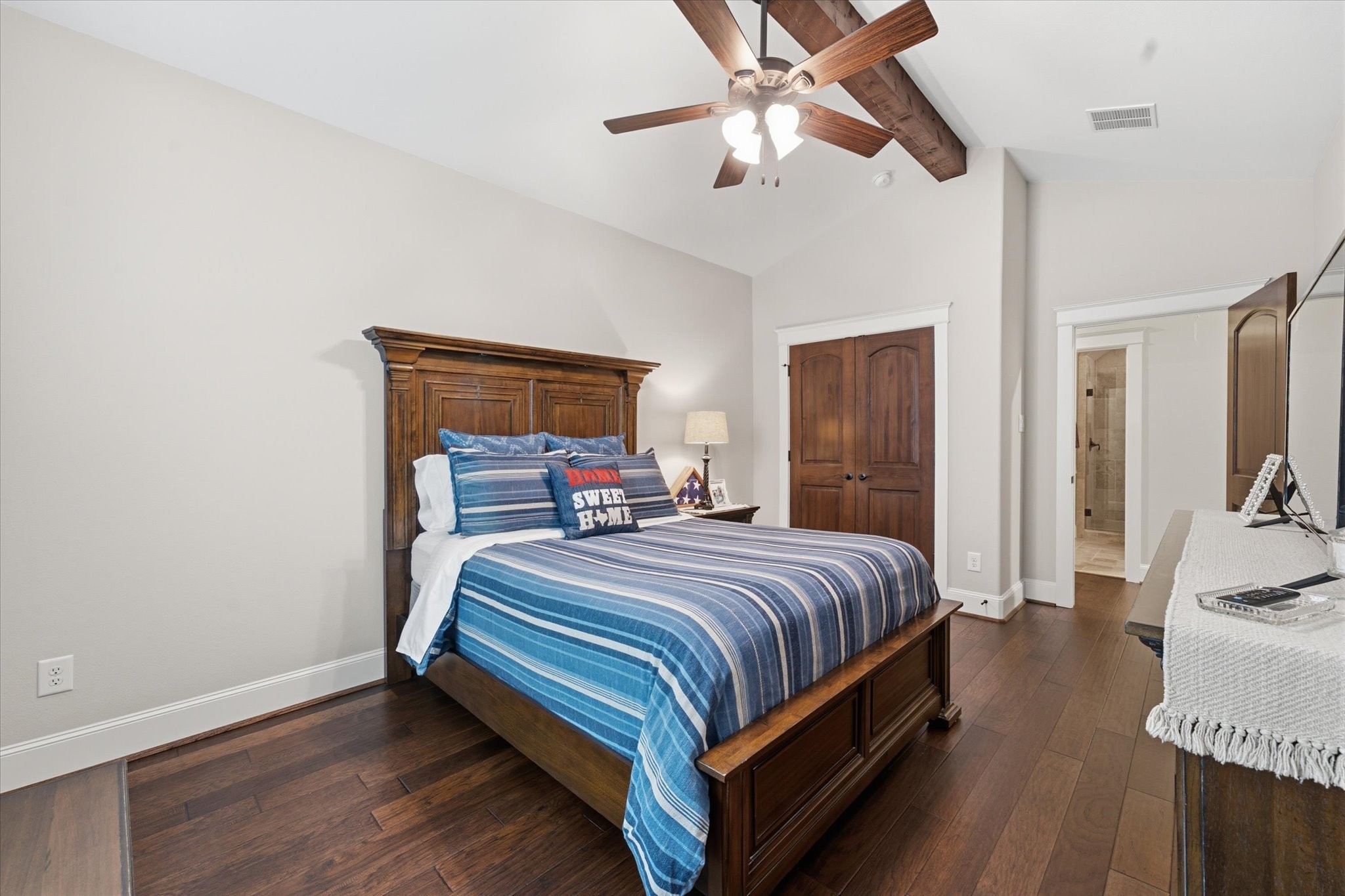 110 Pine Branch Drive, Montgomery, TX 77356