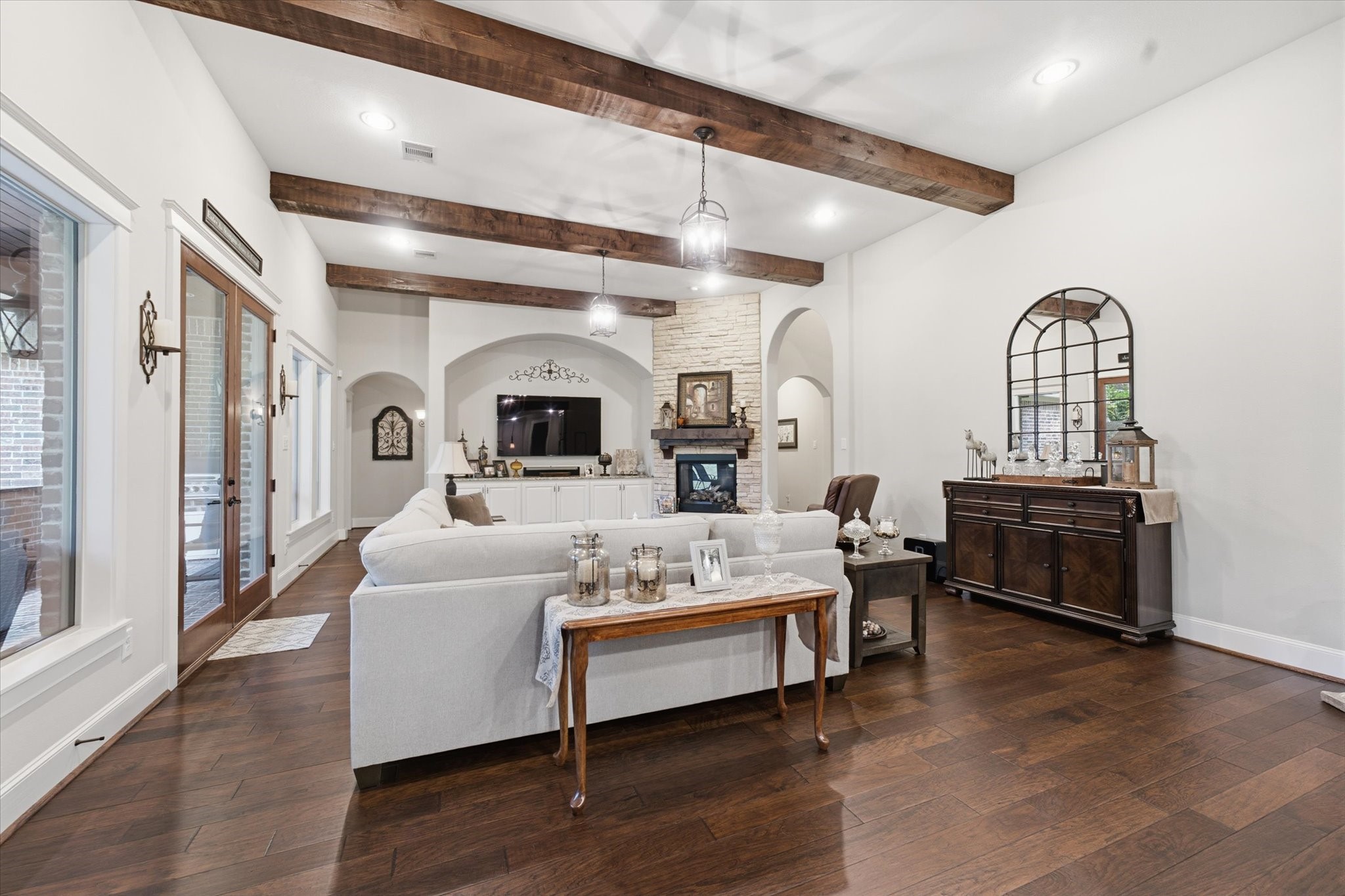 110 Pine Branch Drive, Montgomery, TX 77356