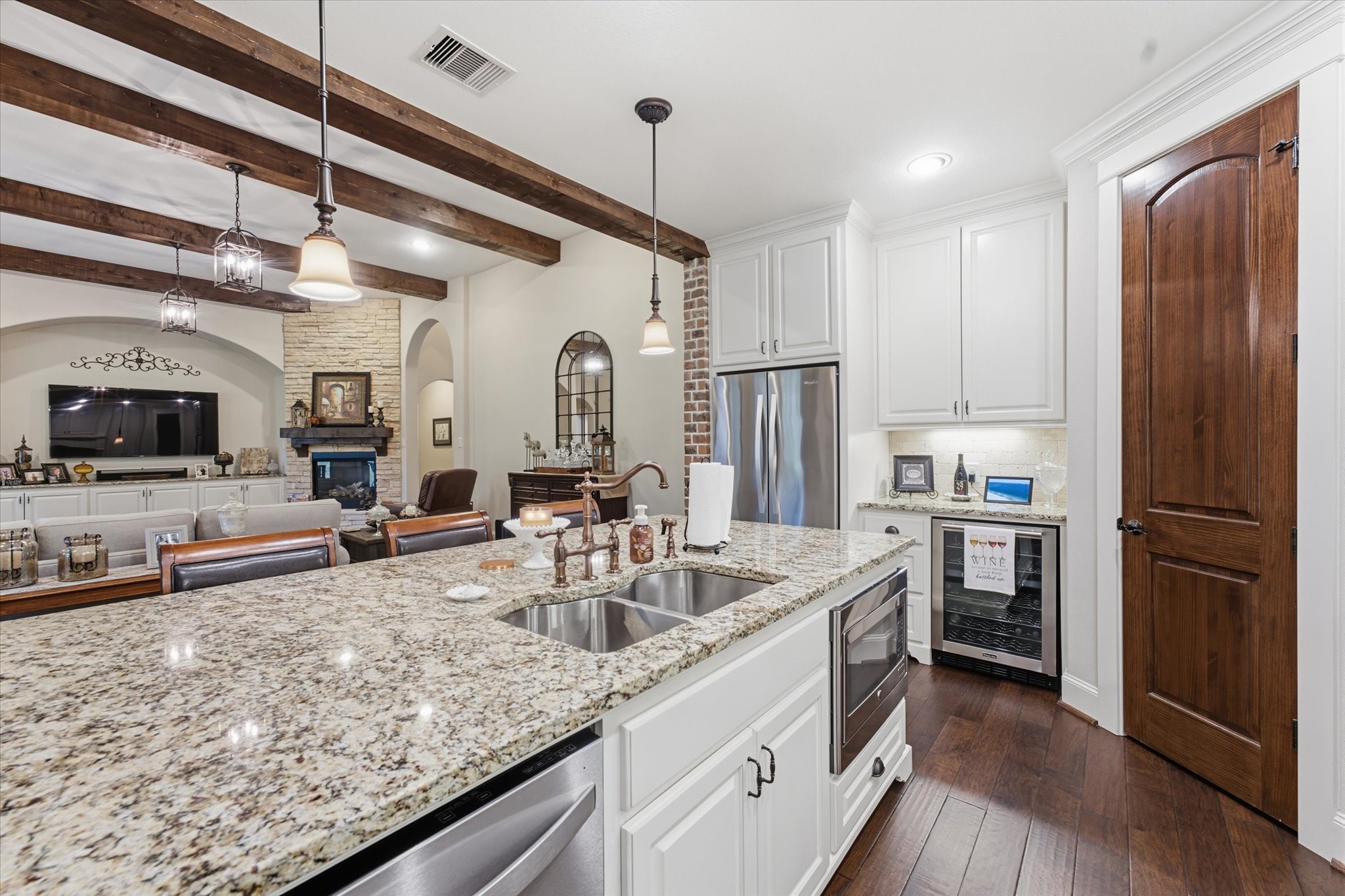 110 Pine Branch Drive, Montgomery, TX 77356