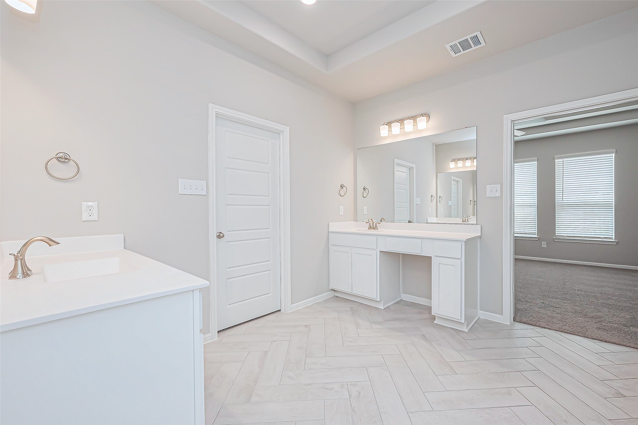 188 Paseo Park Drive, Brookshire, TX 77423