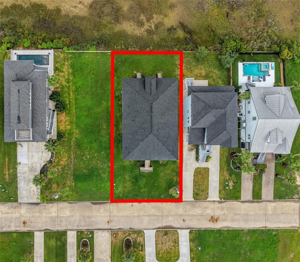9305 Vista Bella, Galveston, TX 77554