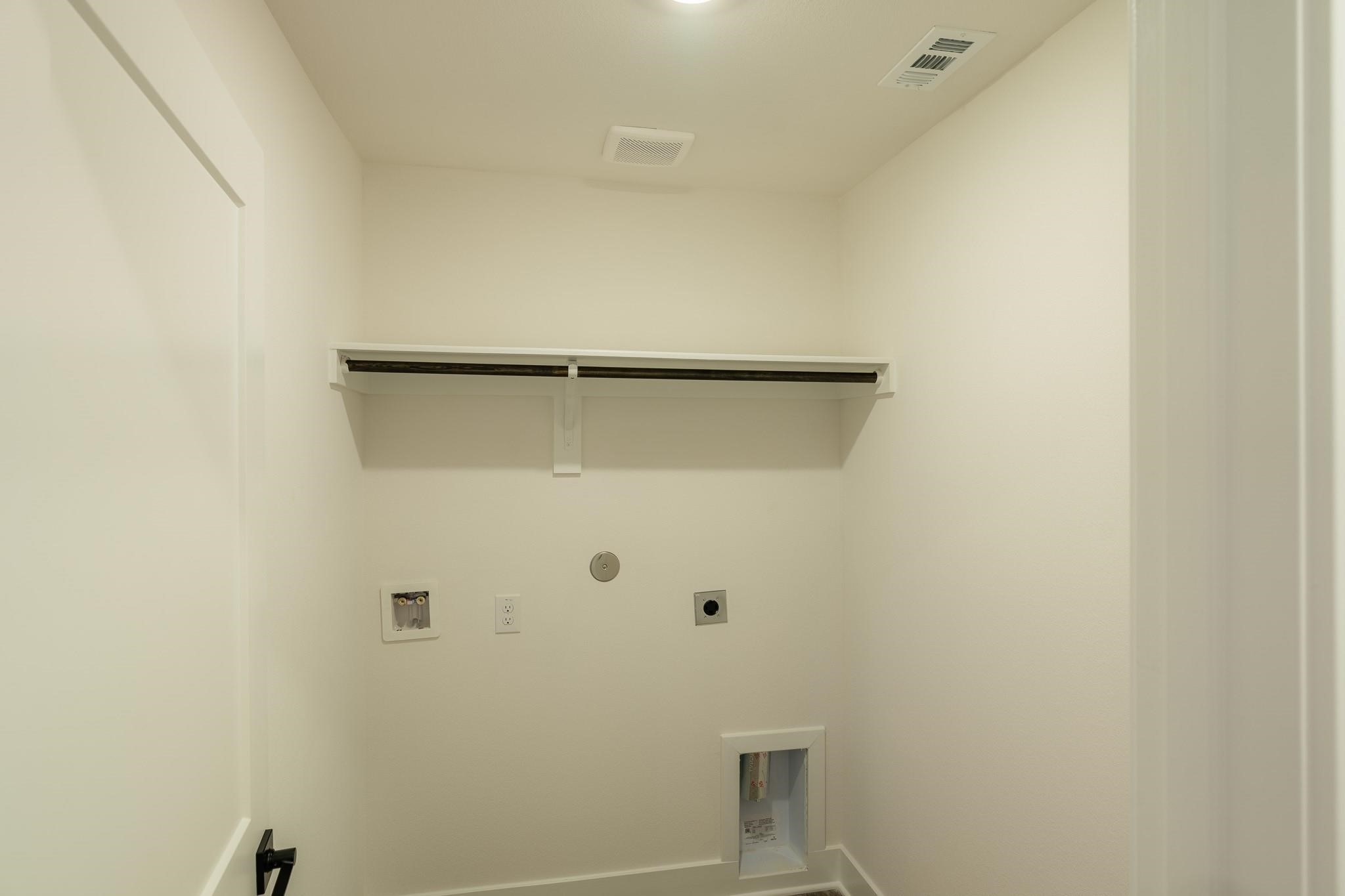 4406 W Bayou Maison Circle, Dickinson, TX 77539