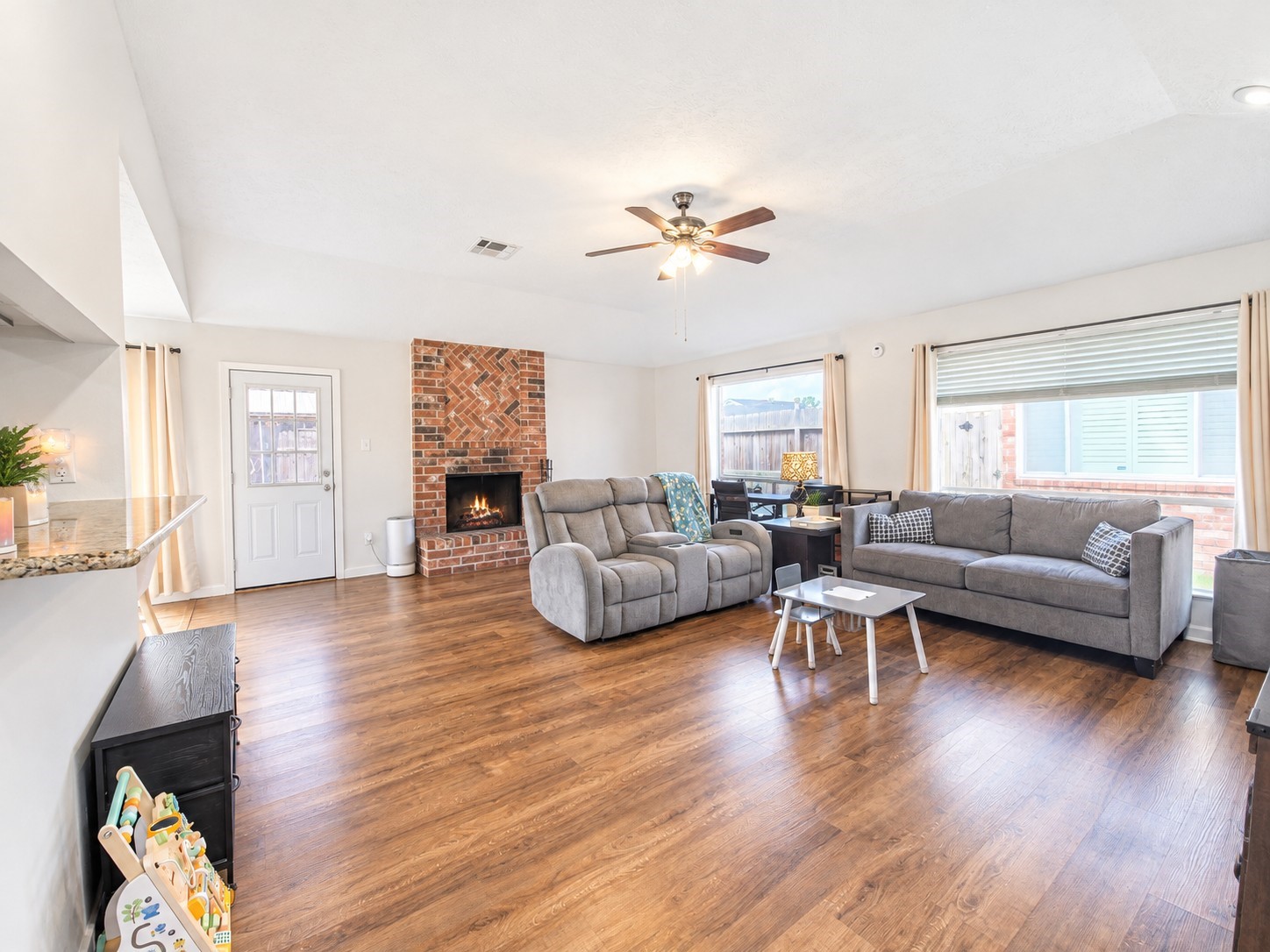 8307 Blossom Bell Lane, Houston, TX 77489