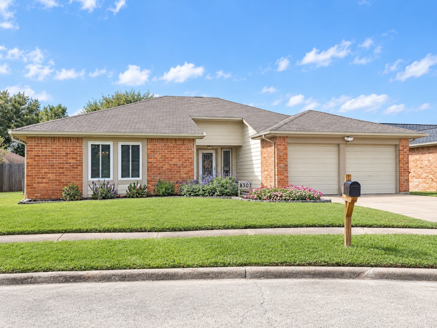8307 Blossom Bell Lane, Houston, TX 77489