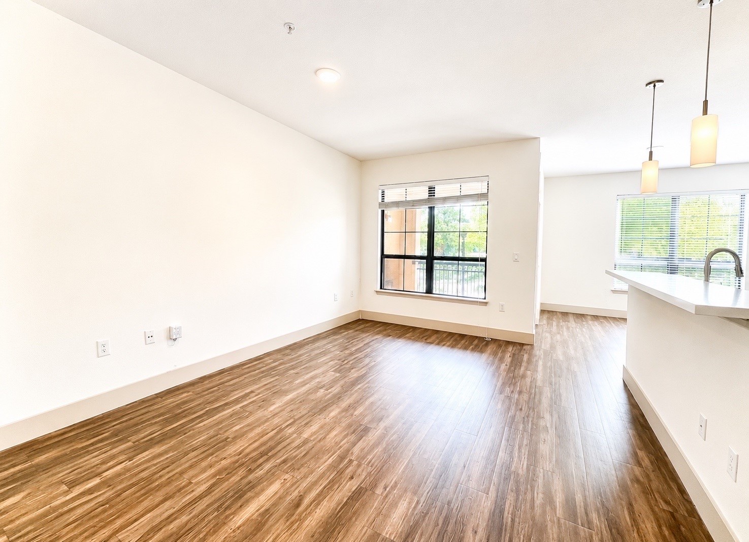 2222 Smith Street, #102, Houston, TX 77002 2222 Smith Street, #102, Houston, TX 77002