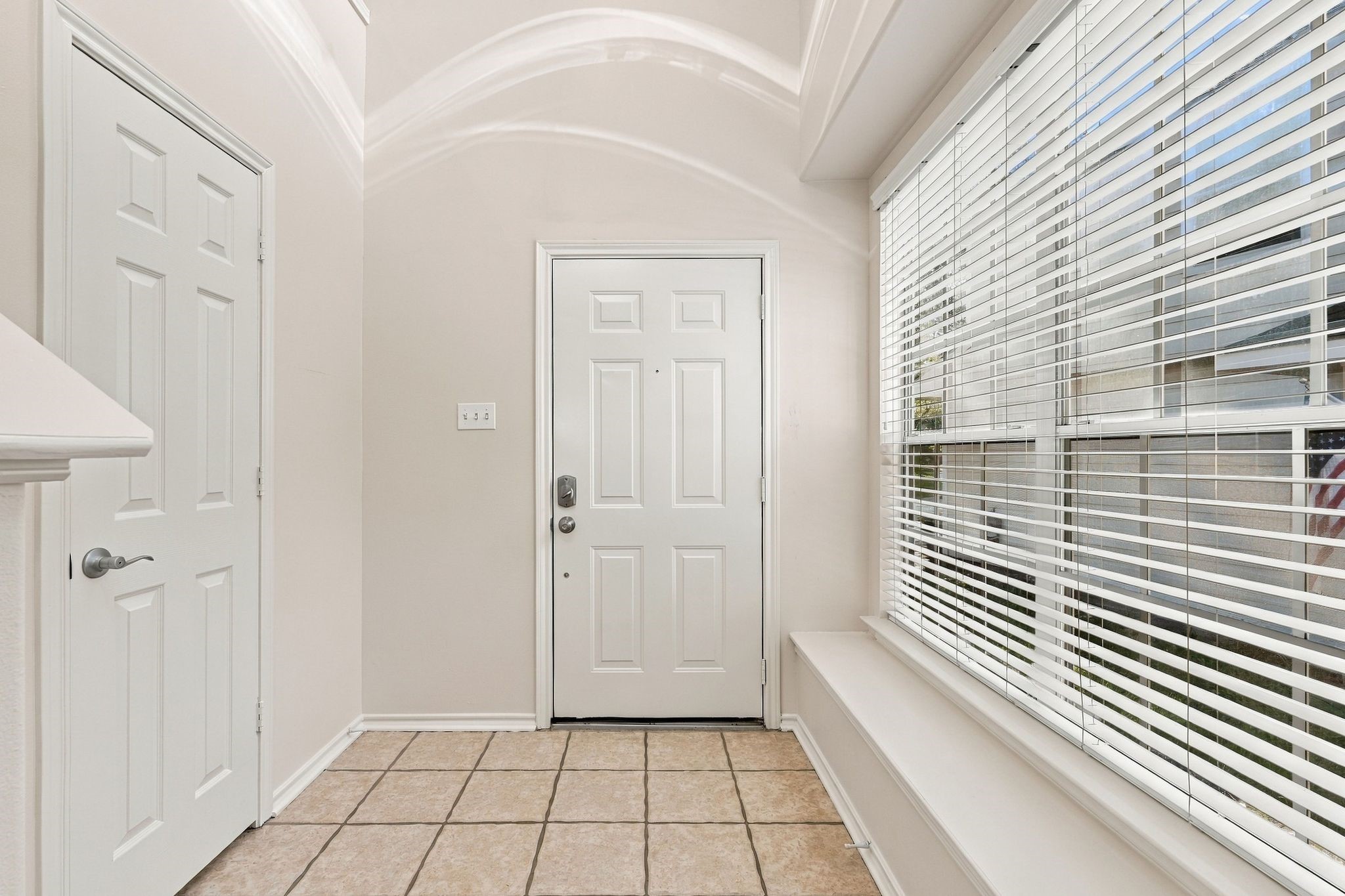142 N Camellia Grove Circle, The Woodlands, TX 77382