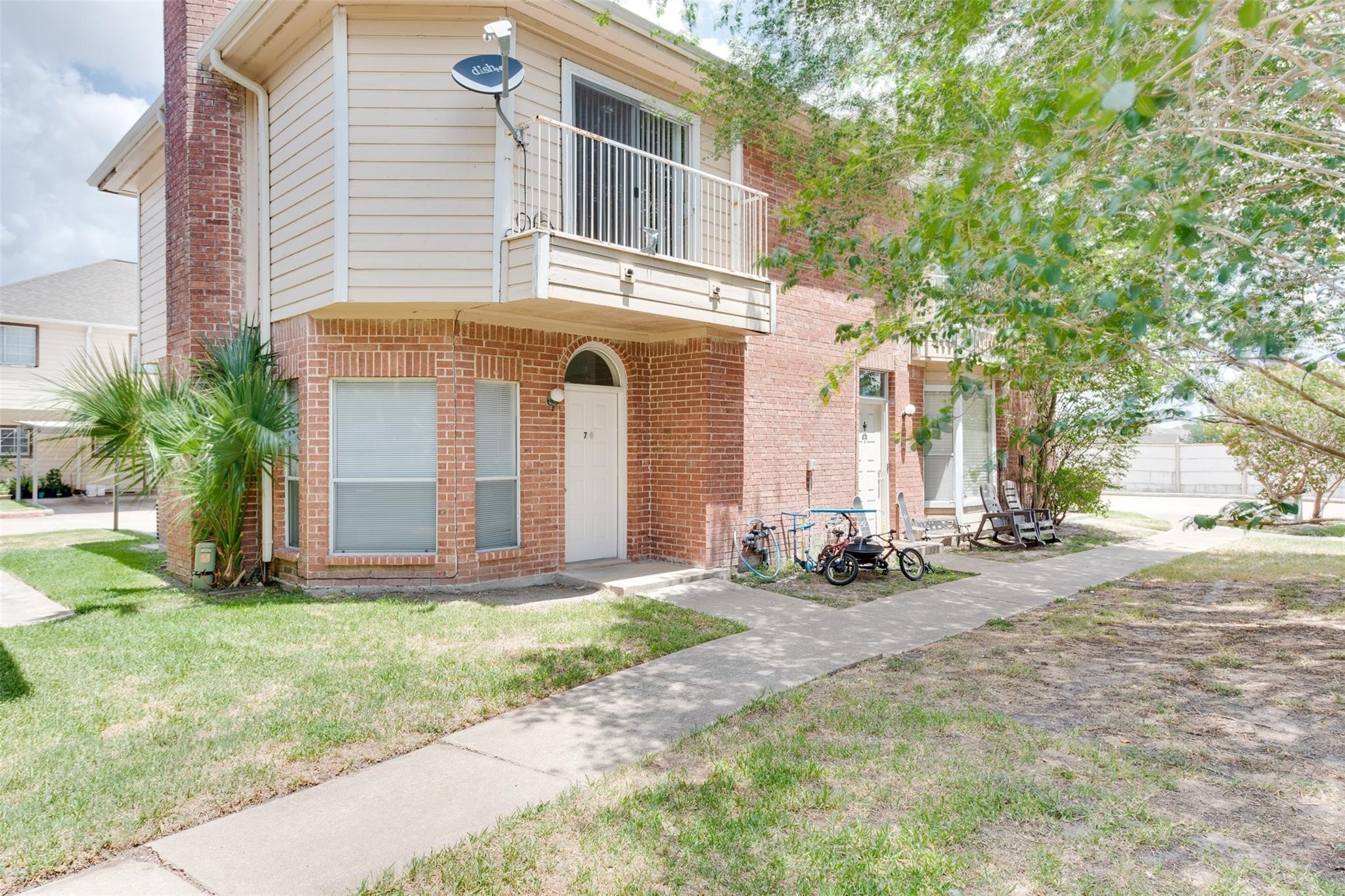 8320 Wild Rose Street, #7B, Houston, TX 77083 8320 Wild Rose Street, #7B, Houston, TX 77083