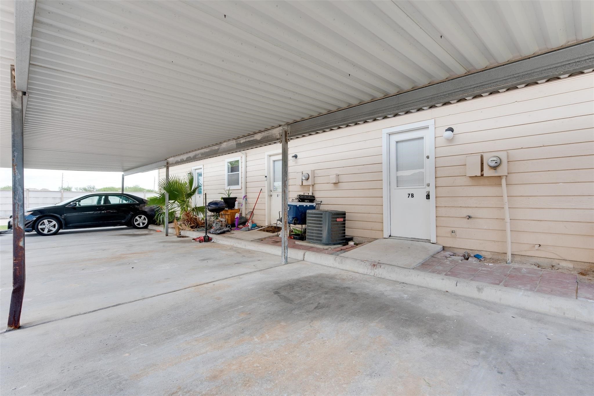 8320 Wild Rose Street, #7B, Houston, TX 77083