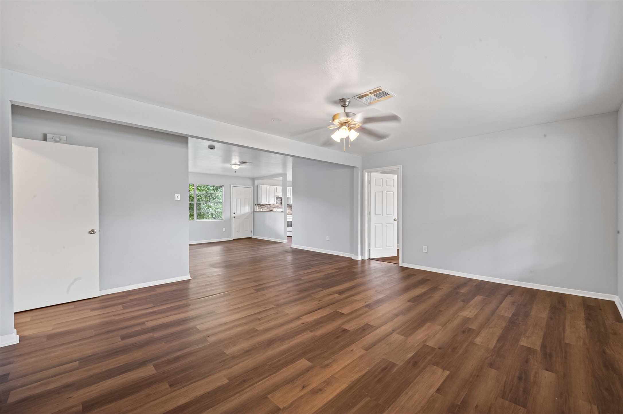 3918 Tavenor Lane, Houston, TX 77047