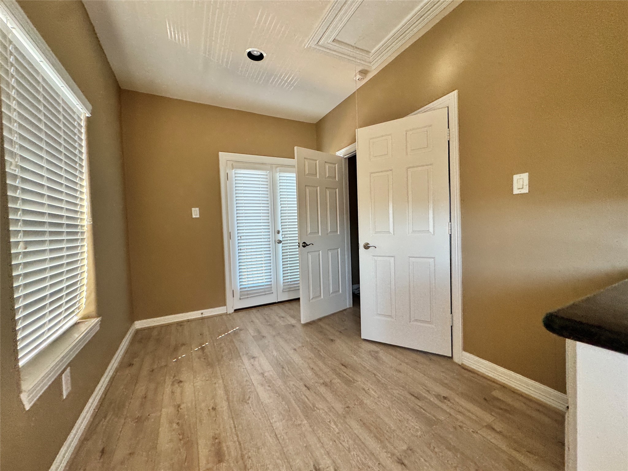 7911 Ouray Drive, Houston, TX 77040