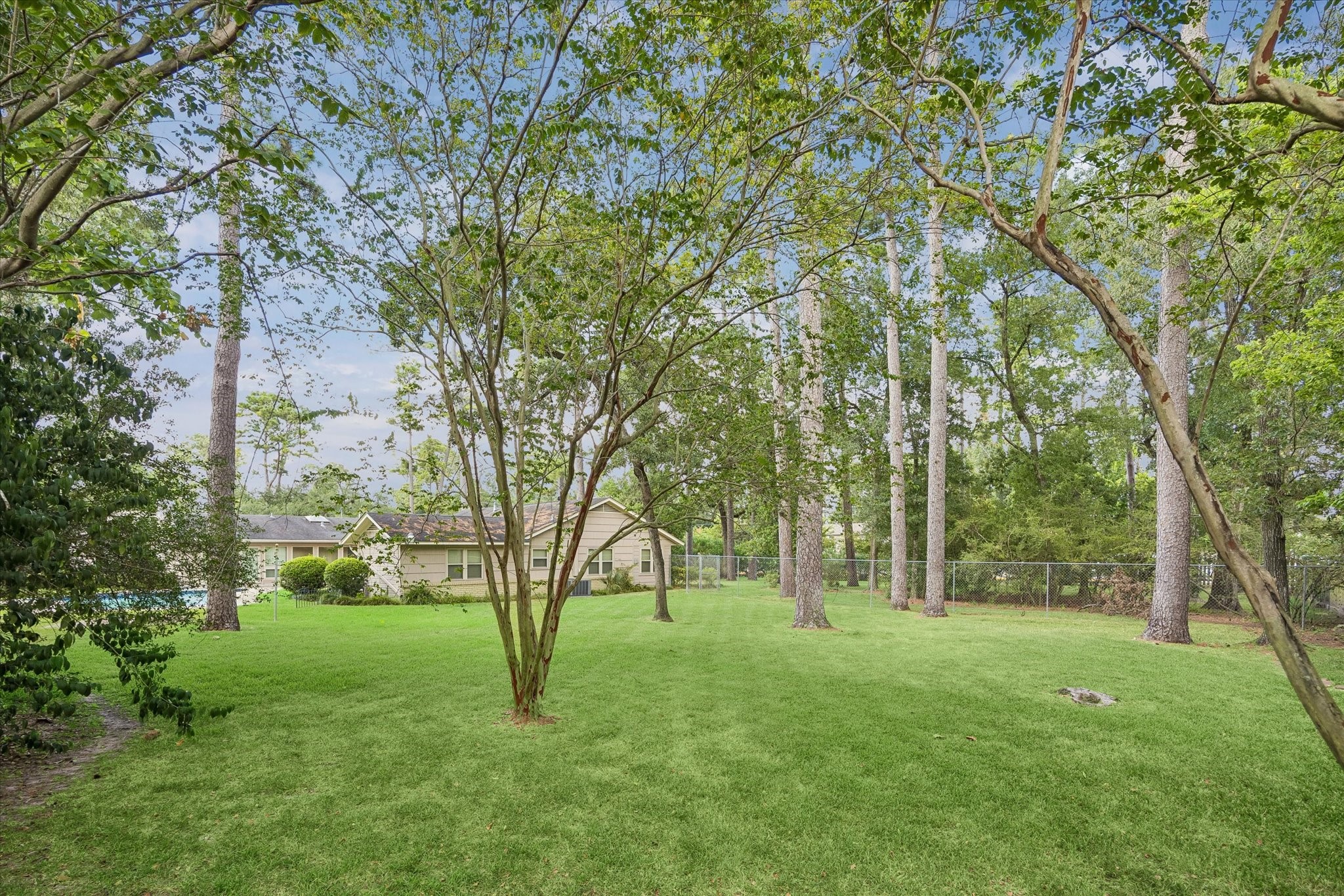 711 Echo Lane, Houston, TX 77024