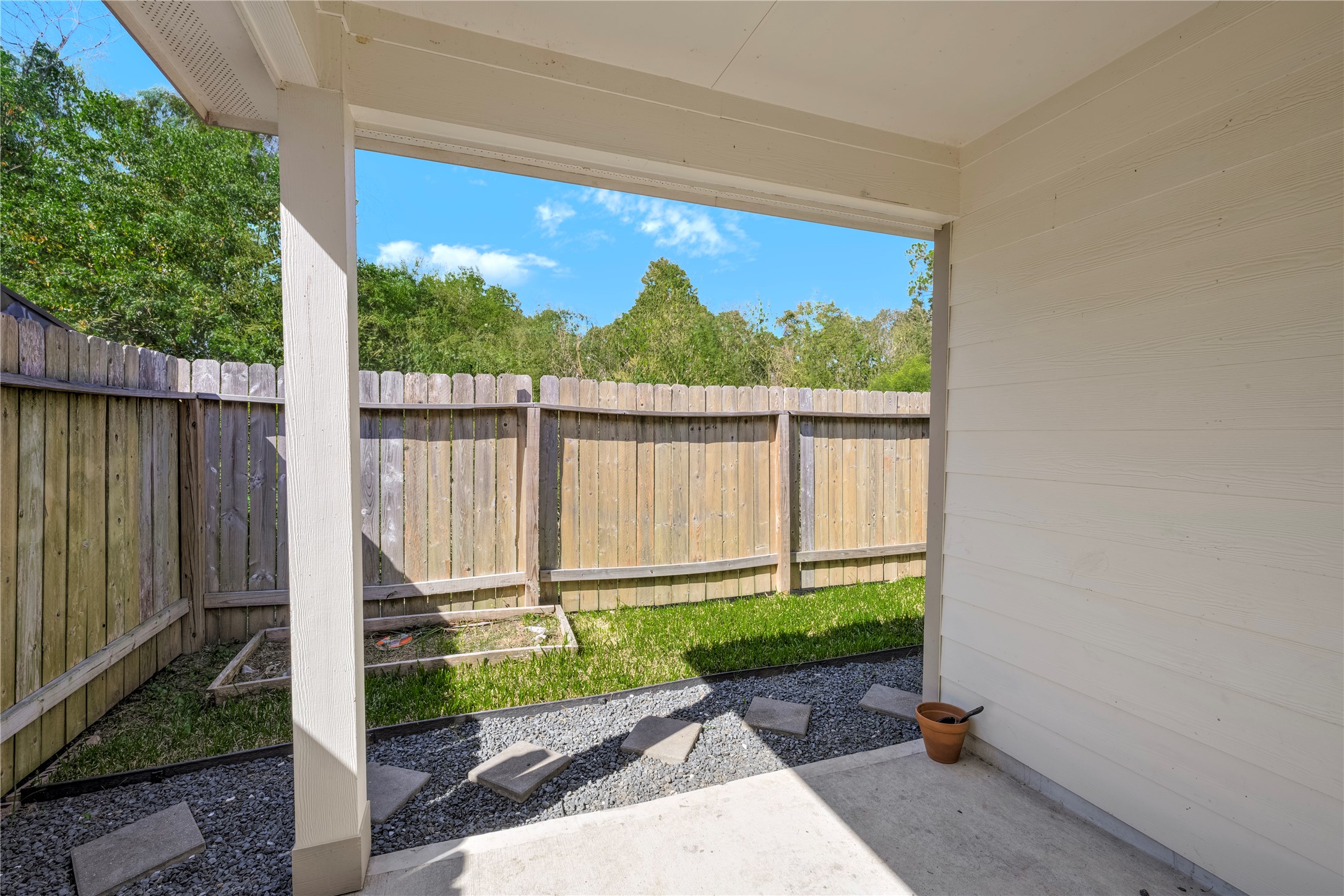 25416 Grotto Falls Lane, Porter, TX 77365